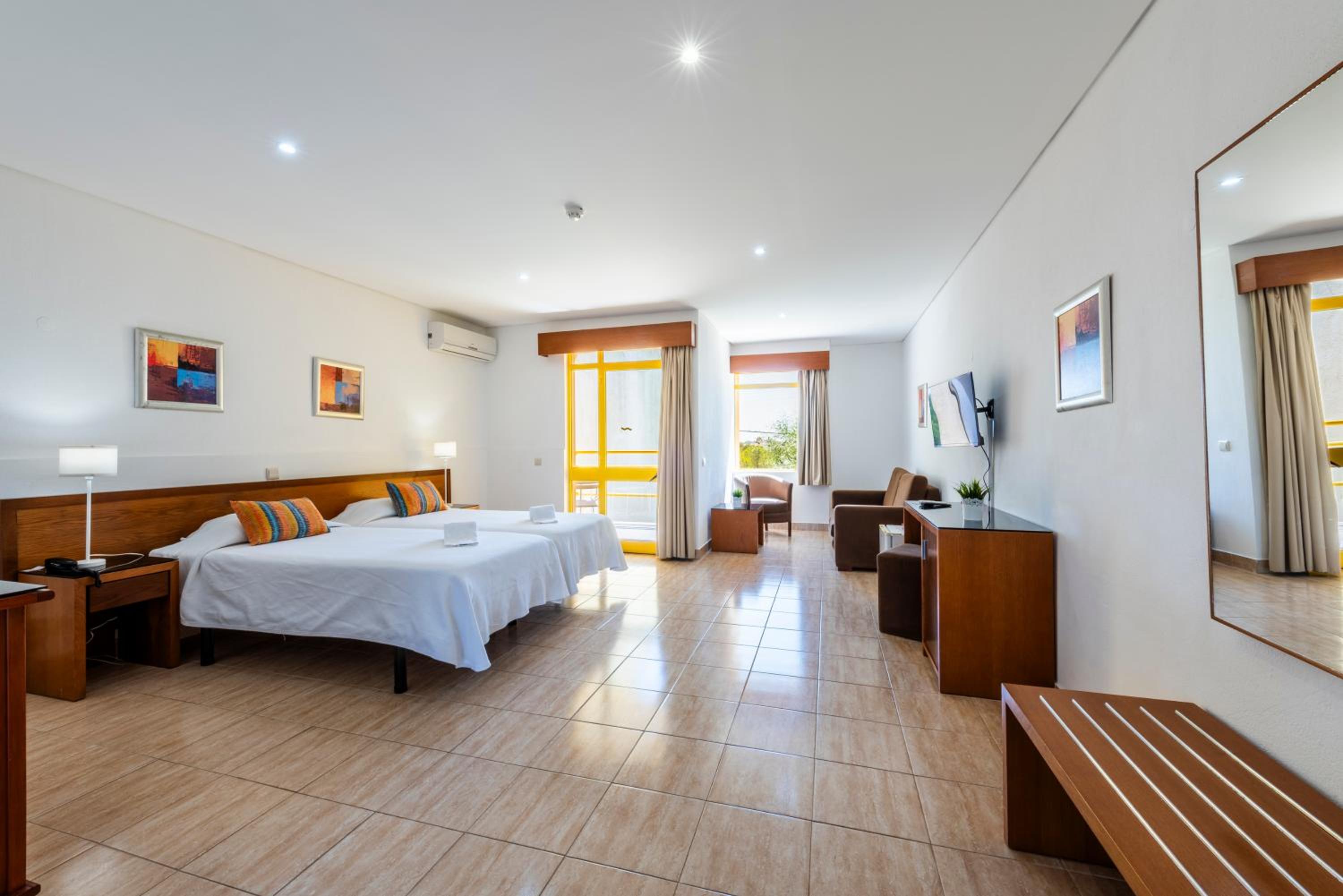 Quarteira Vacations - Hotel Pinhal do Sol - Property Image 14