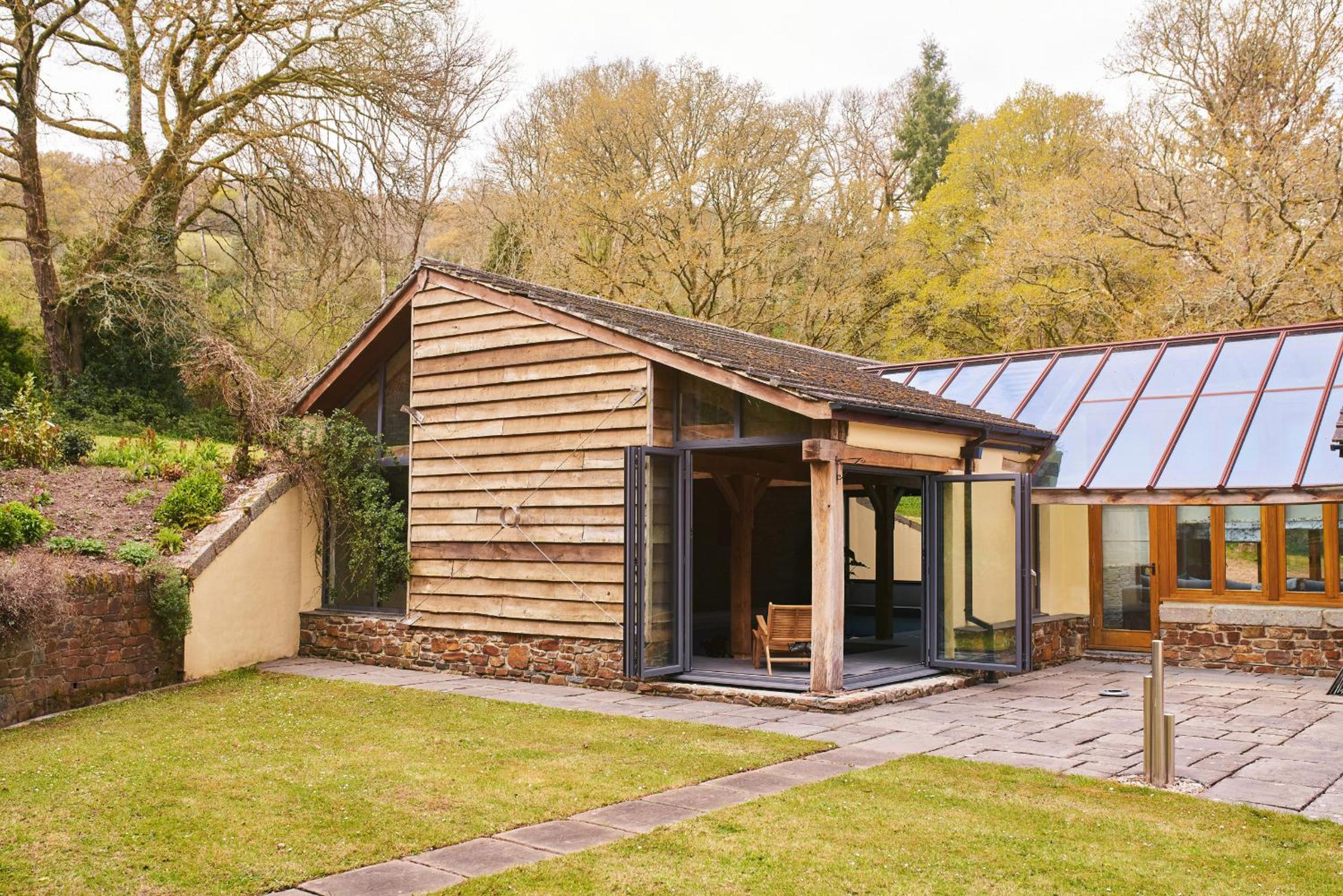 Swallows End - Apartment with hot tub, sauna and pool (Dartmoor)