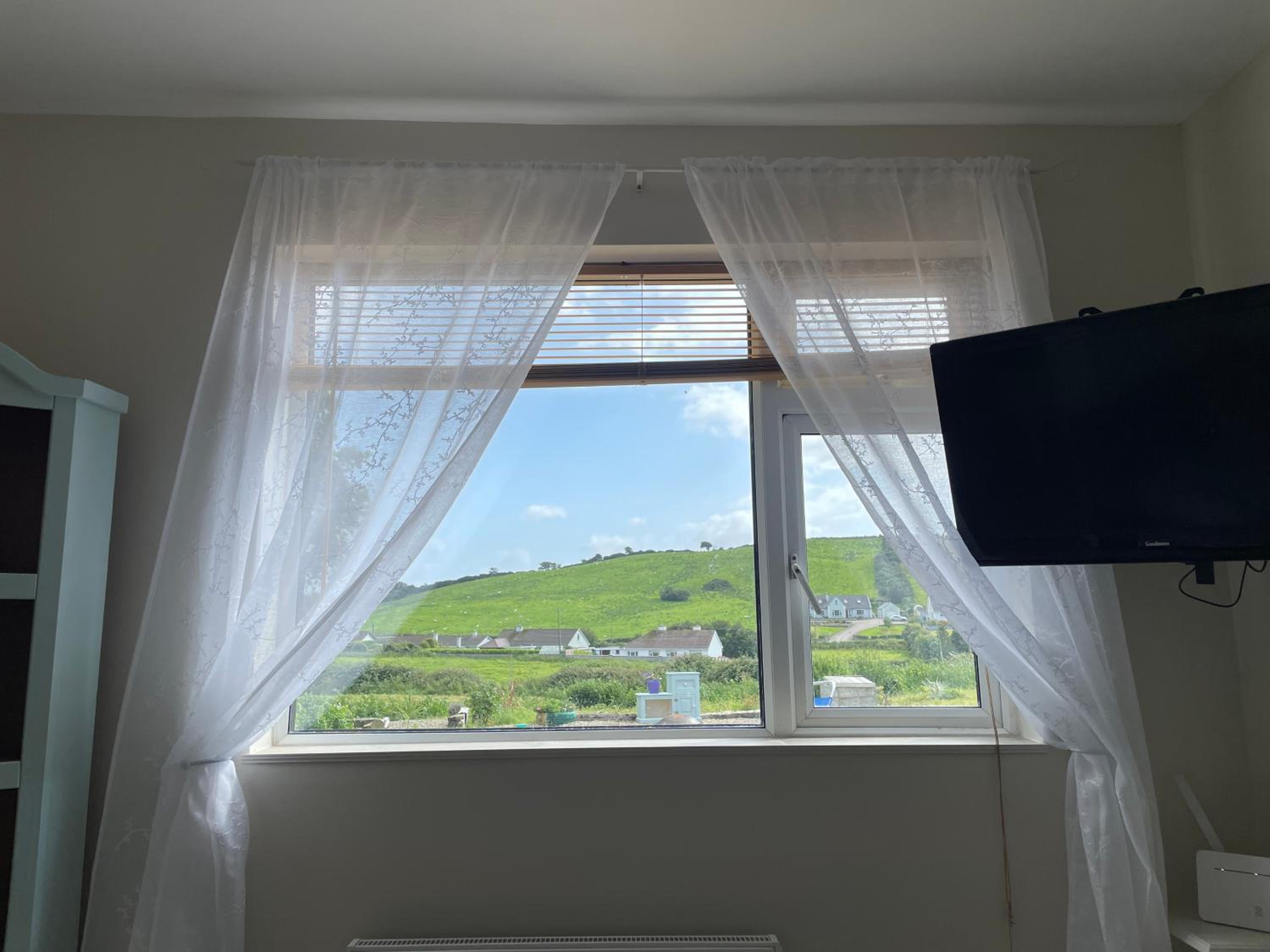 Hotel Rustic Haven Retreat in Ballyshannon - Image 1