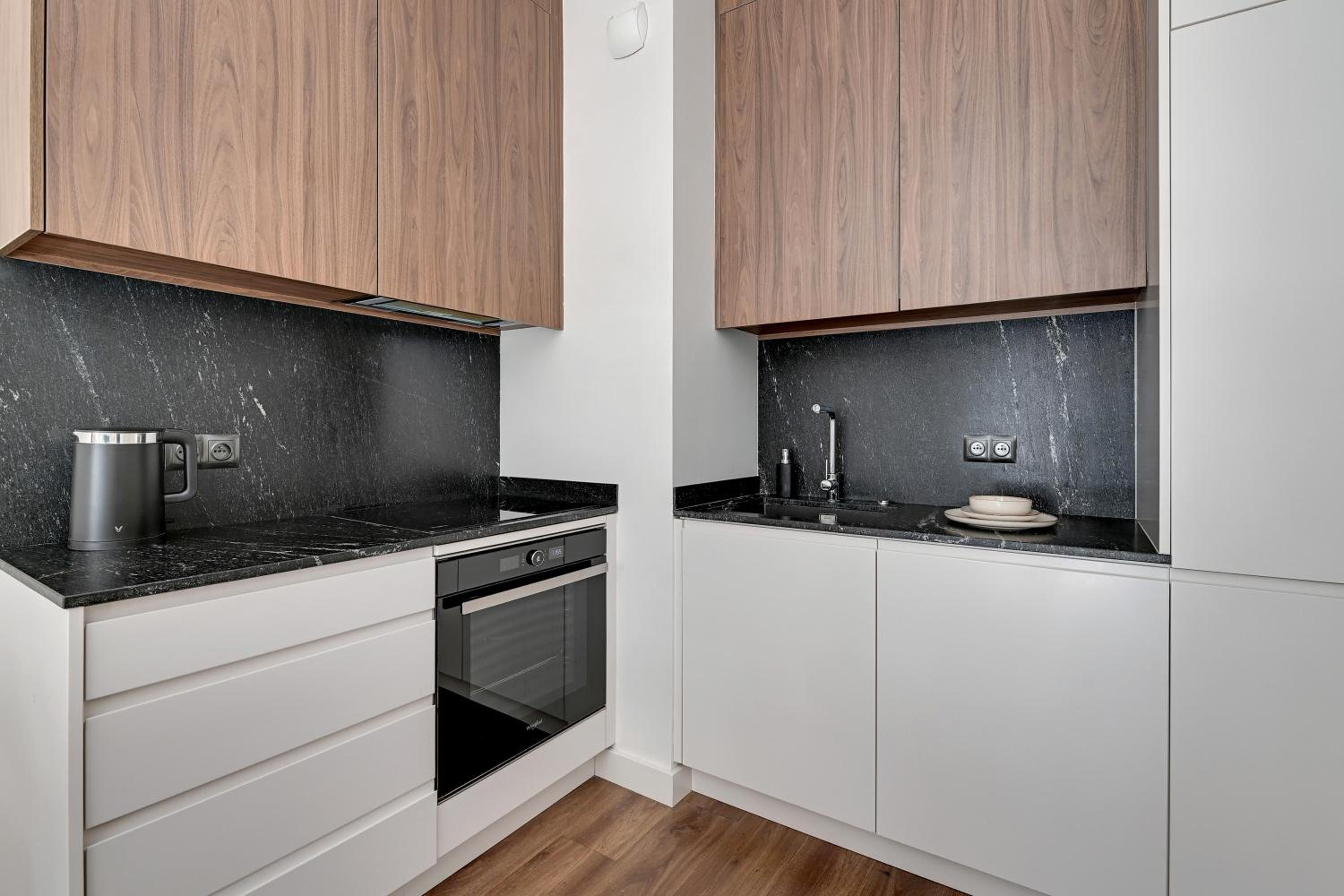 Scala City Center Apartments & Studio by Lion Apartments