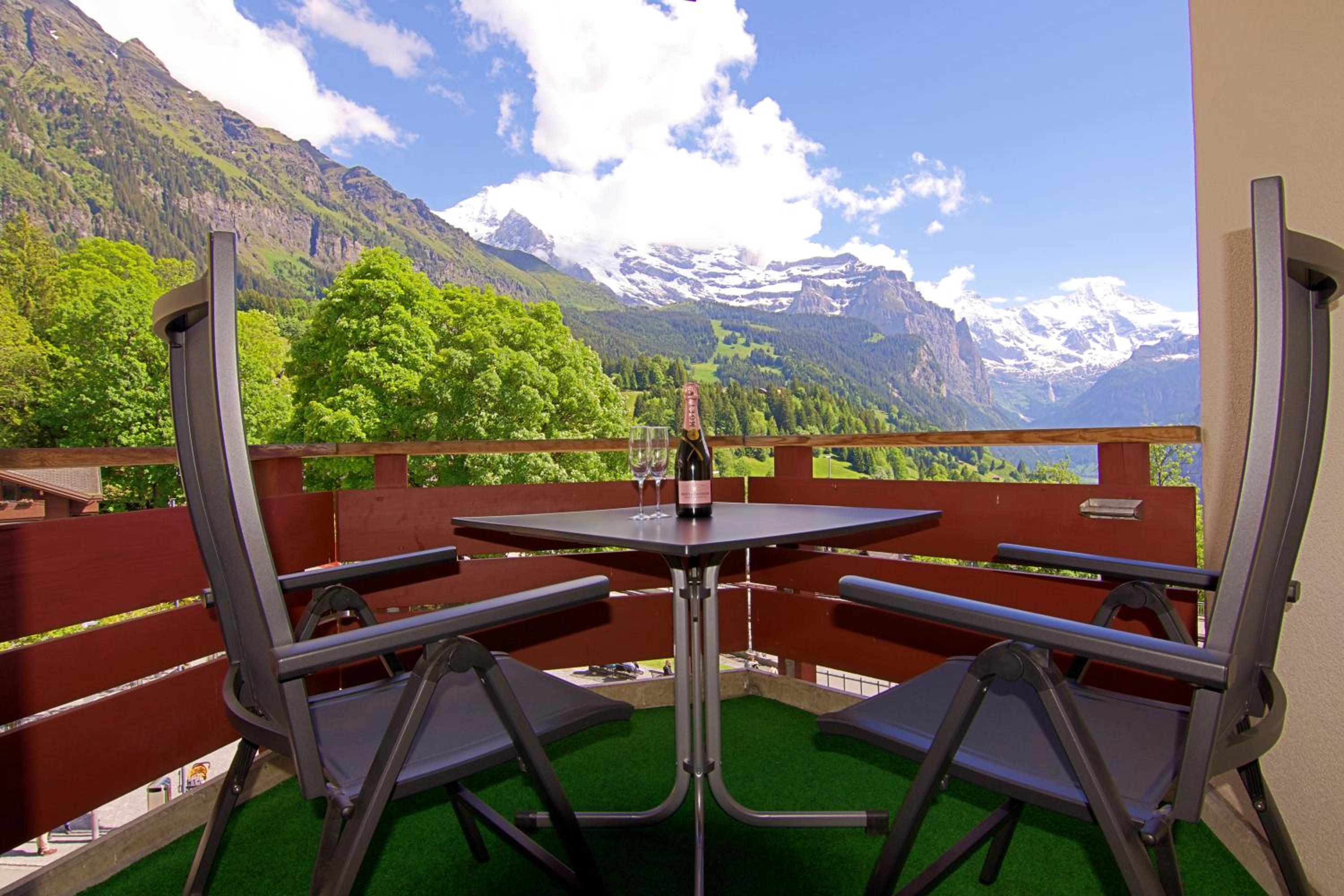 Eiger Studio