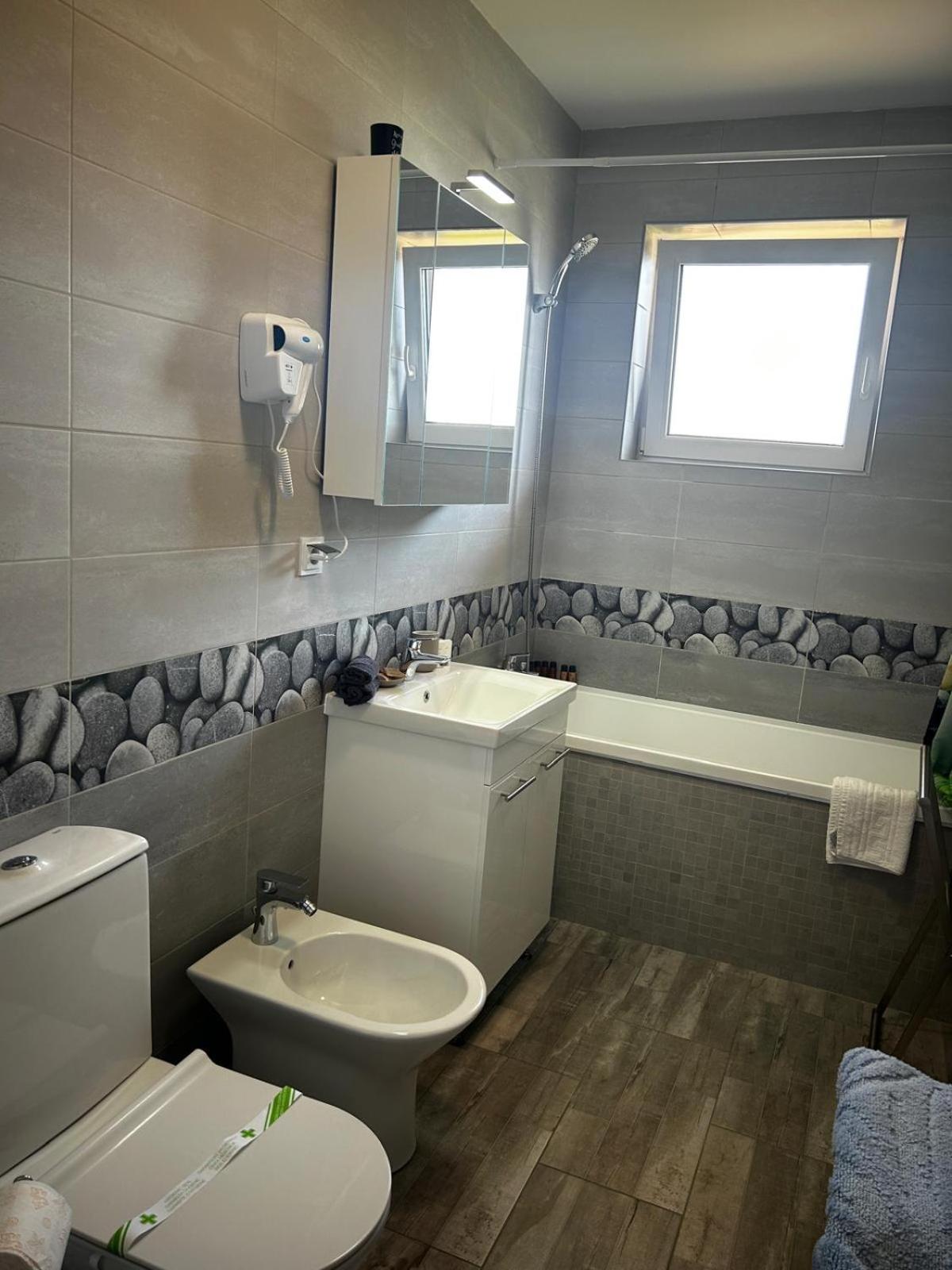 MaBu Apartment -2 camere spatios cu parcare subterana, Tractorul Brasov
