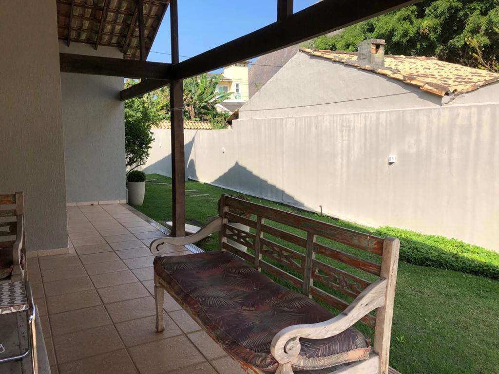 Maravilhosa casa com piscina ao lado da praia