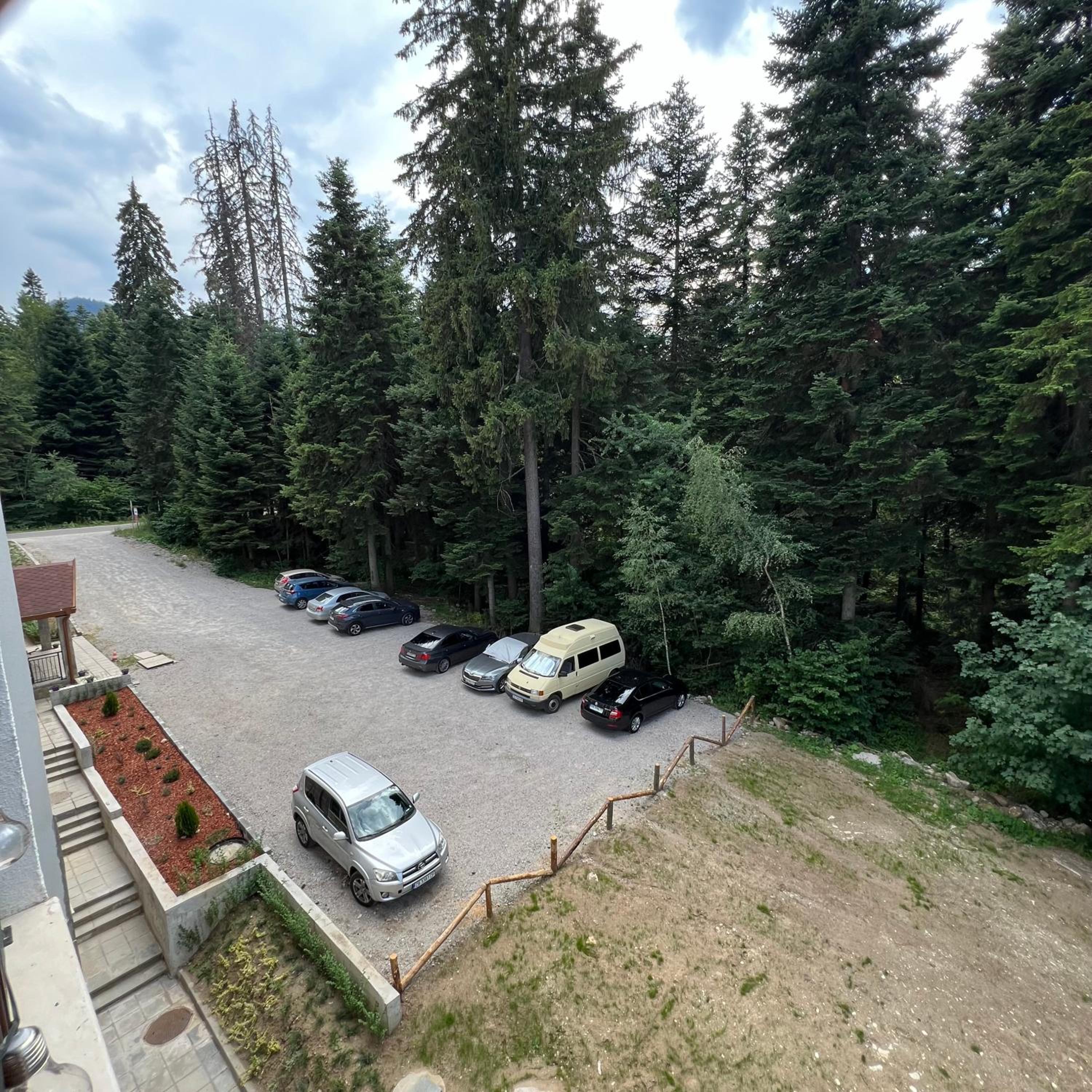 Borovets Gardens Apartment B15