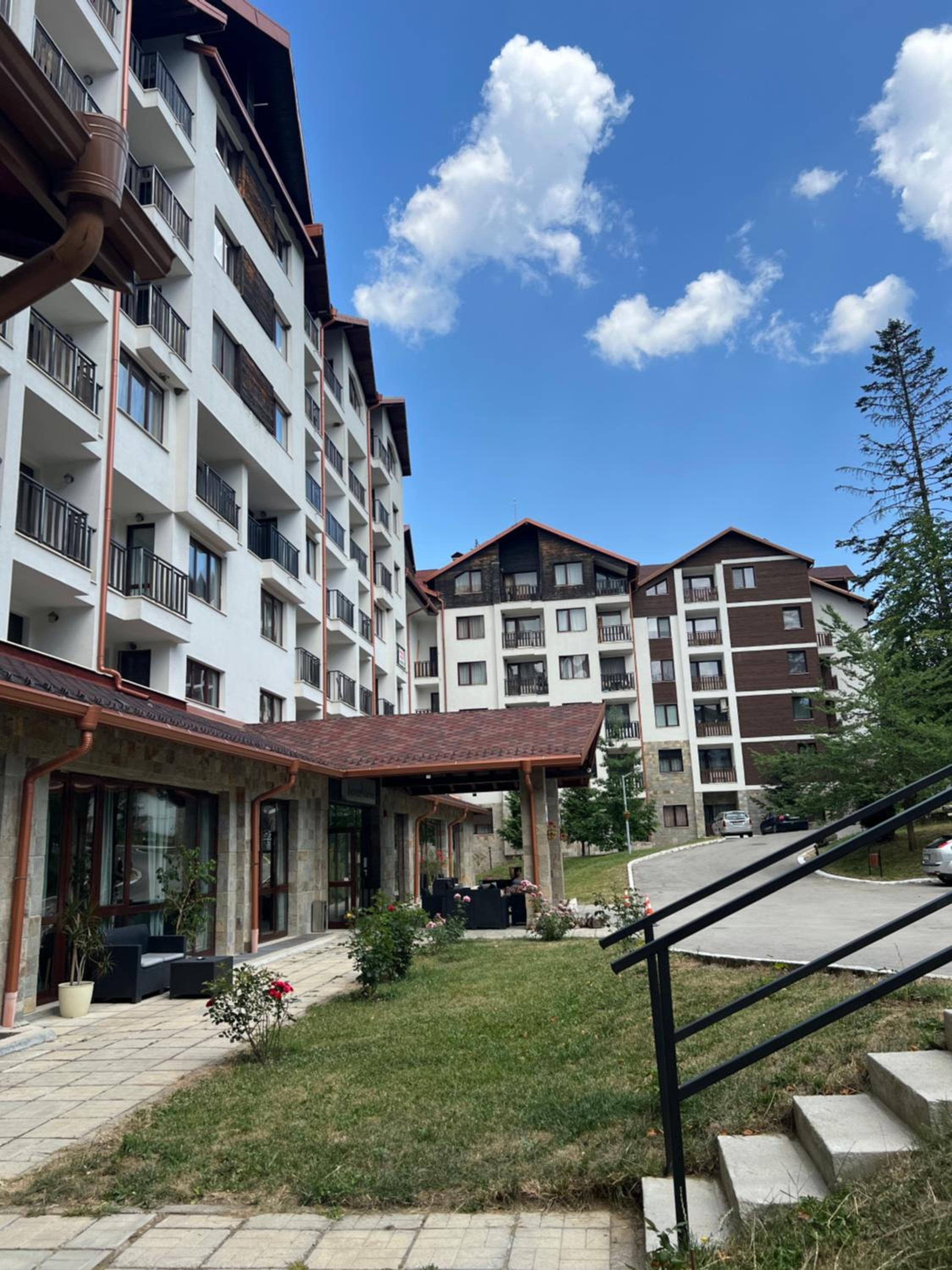 Borovets Gardens Apartment B15