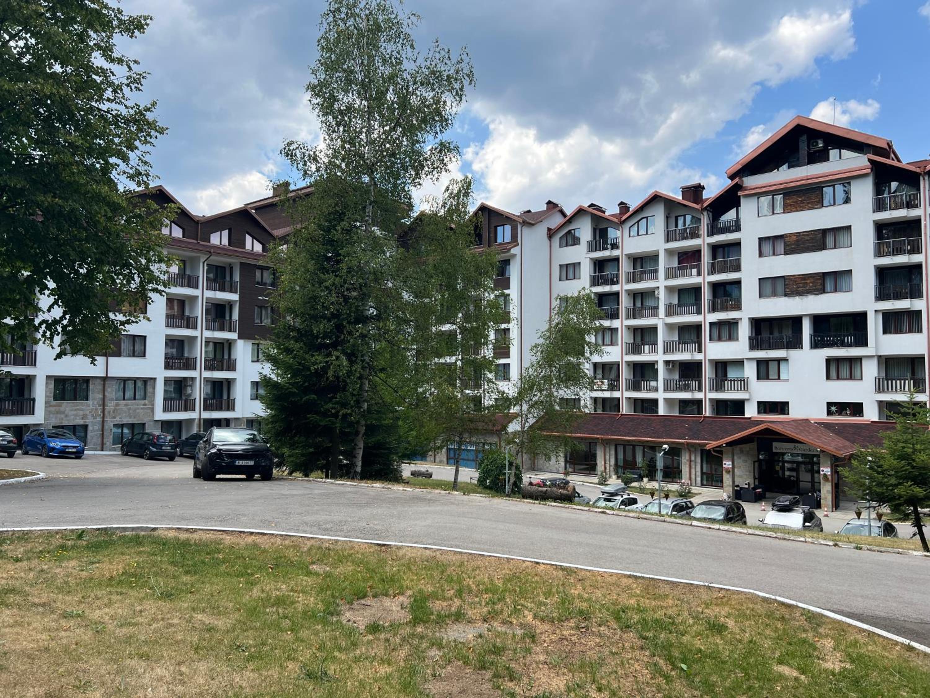 Borovets Gardens Apartment B15