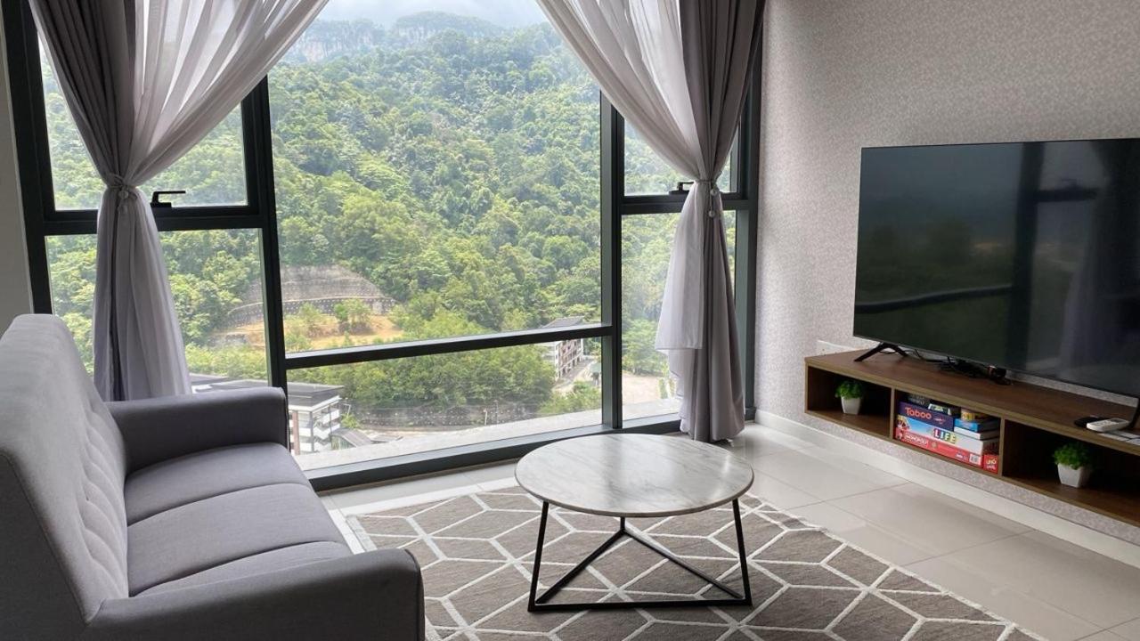The Ridge KL East Mall - Ami Studio House - Serene Mountain View