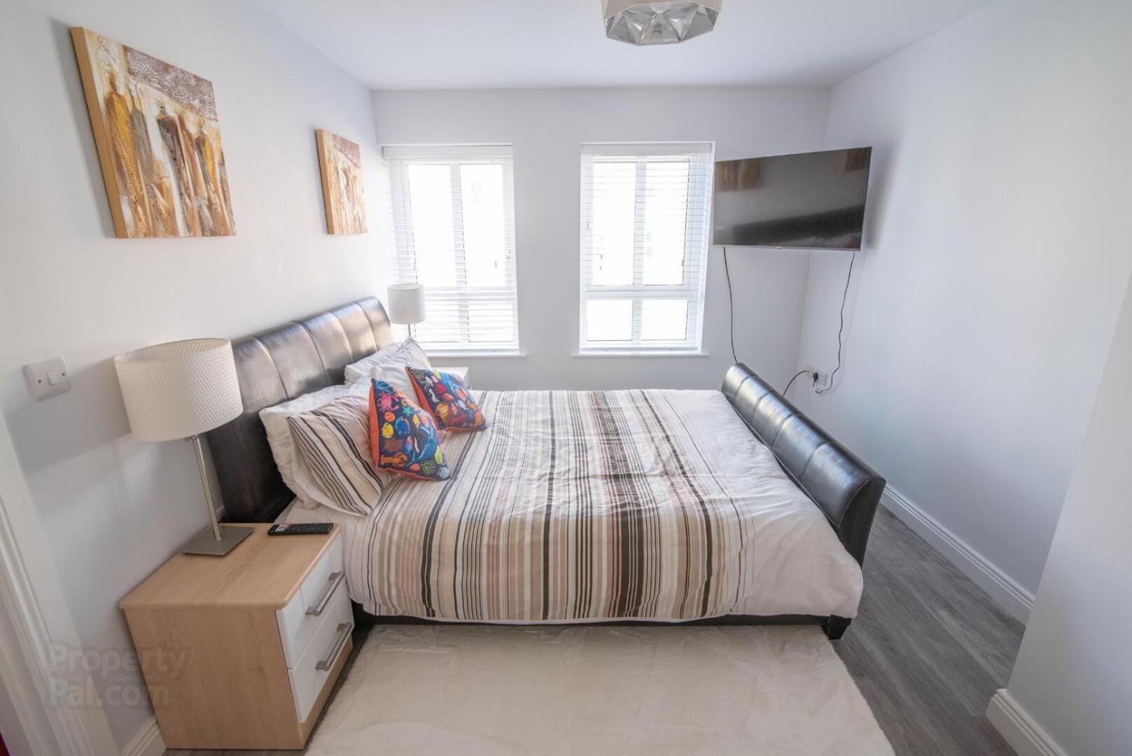 Holiday home in Portrush West Strand beach view 3