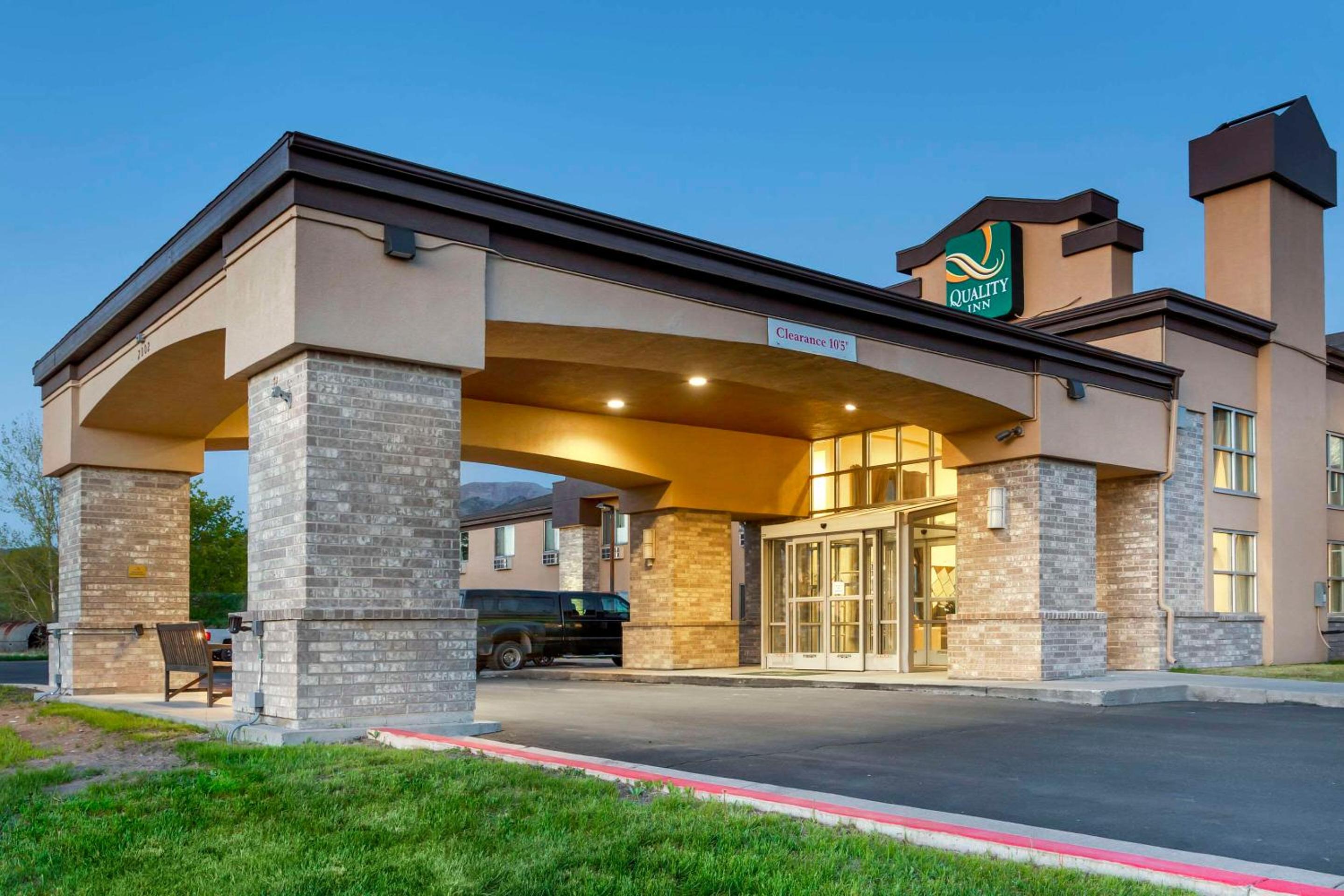 Logan Vacations - Quality Inn Logan near University - Property Image 3