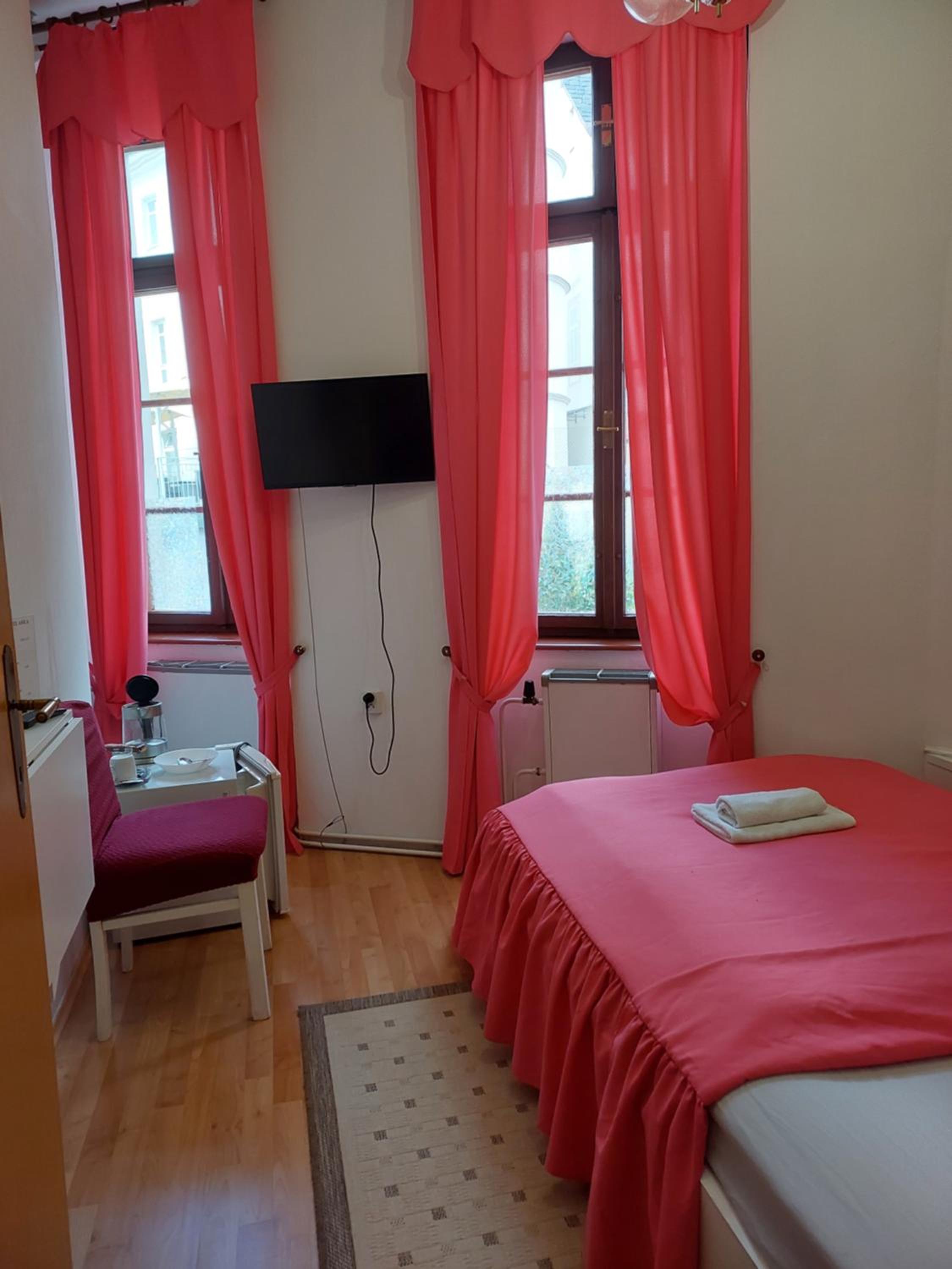 Hotel Asila