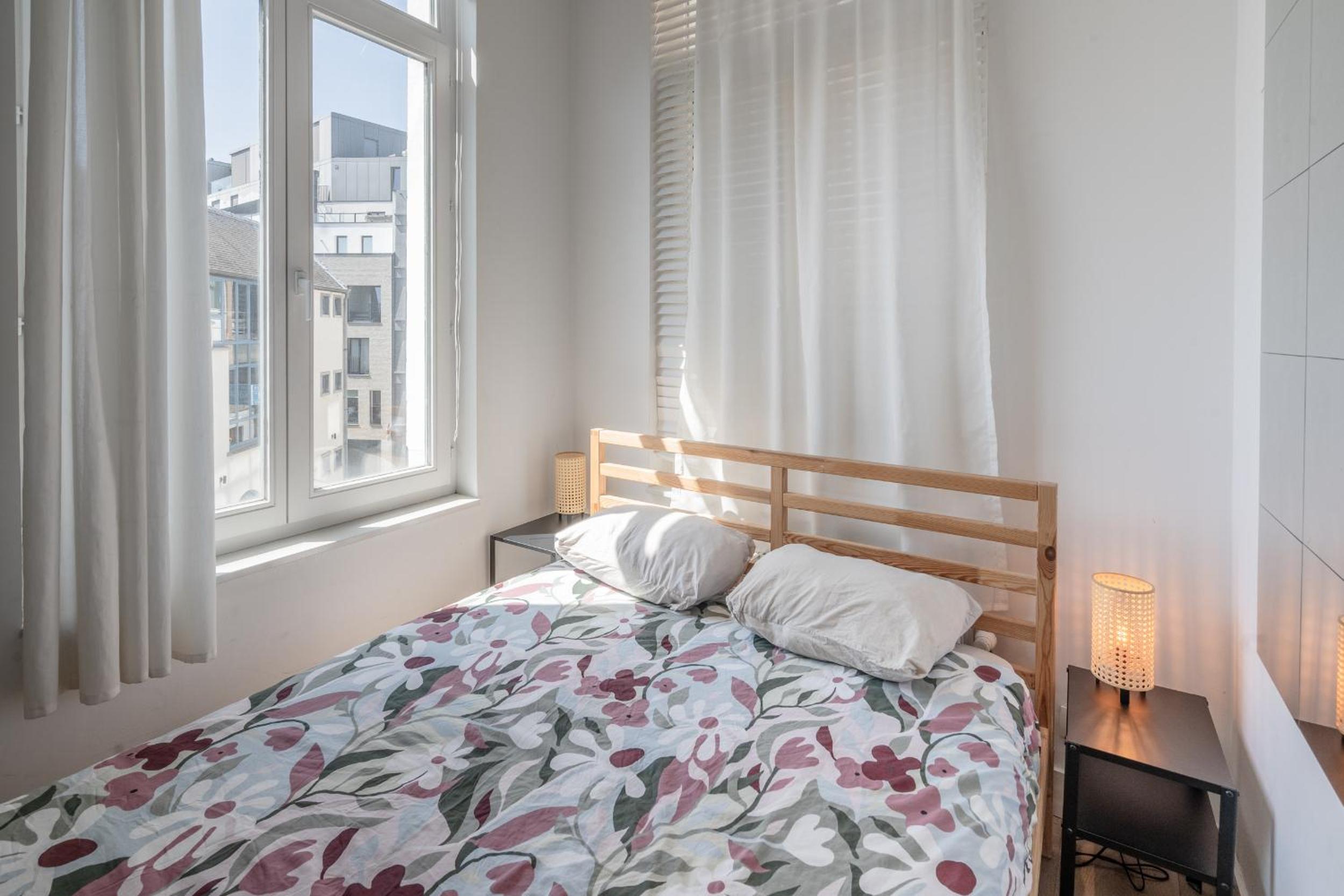 Light Modern Apartment in the Heart of Antwerp view 5