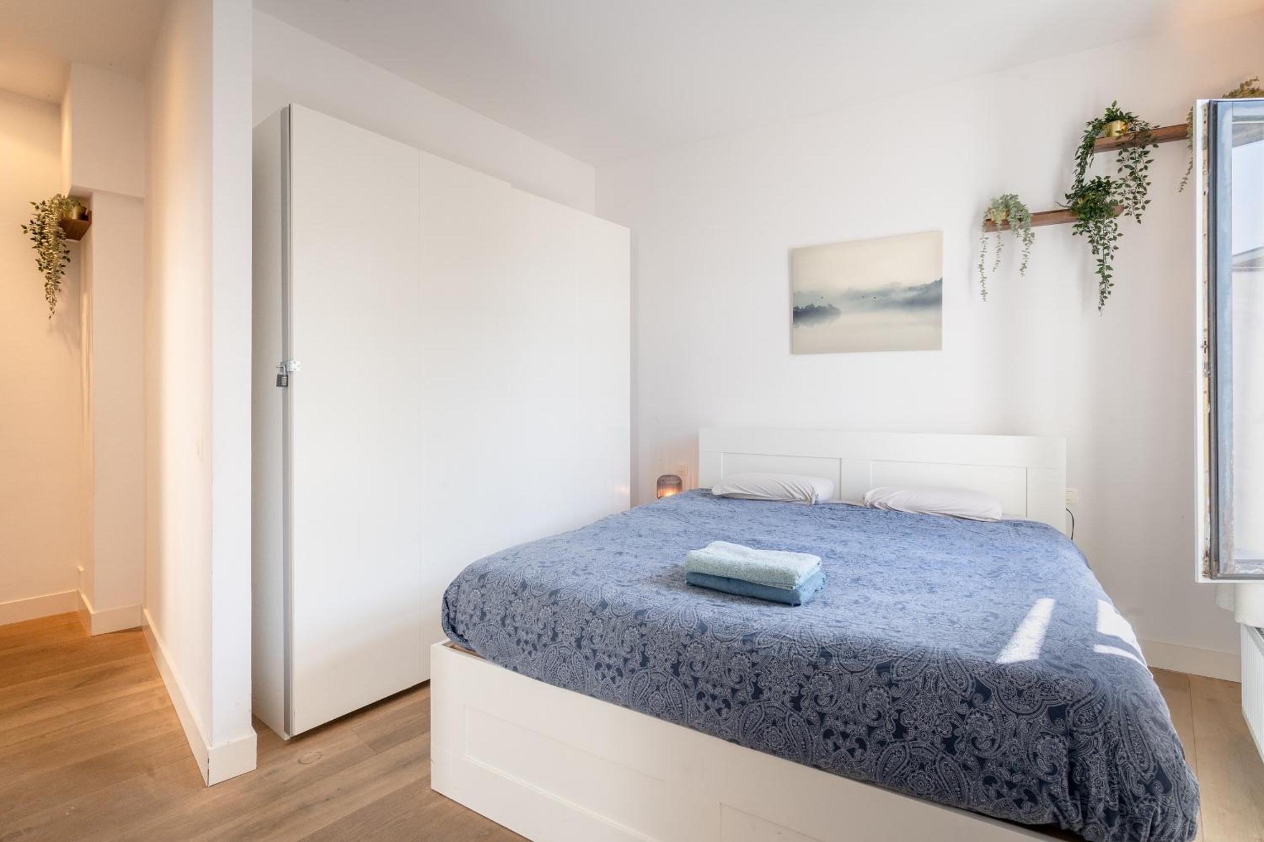 Light Modern Apartment in the Heart of Antwerp view 3