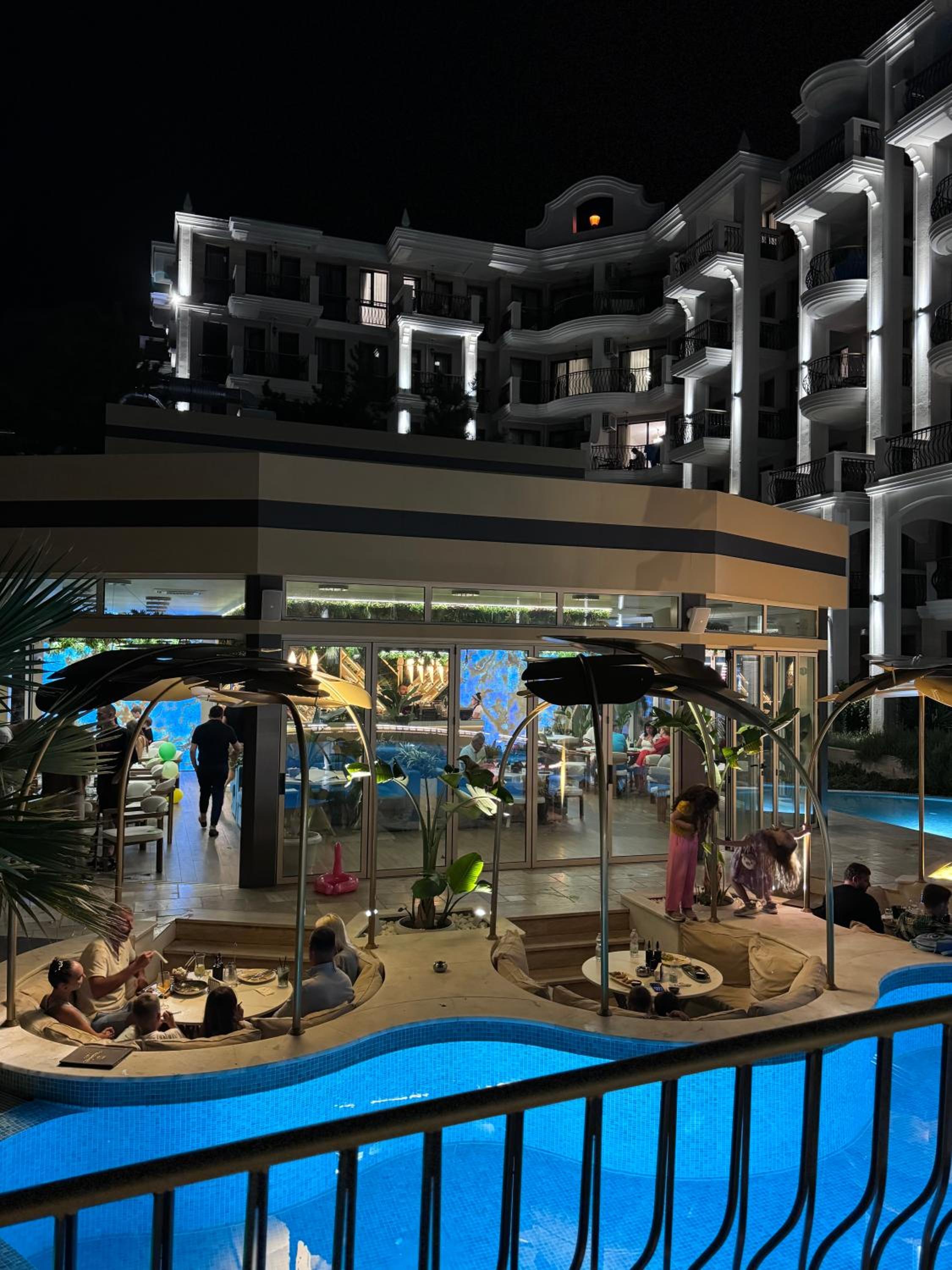 Harmony Grand Resort - Apartament Gut