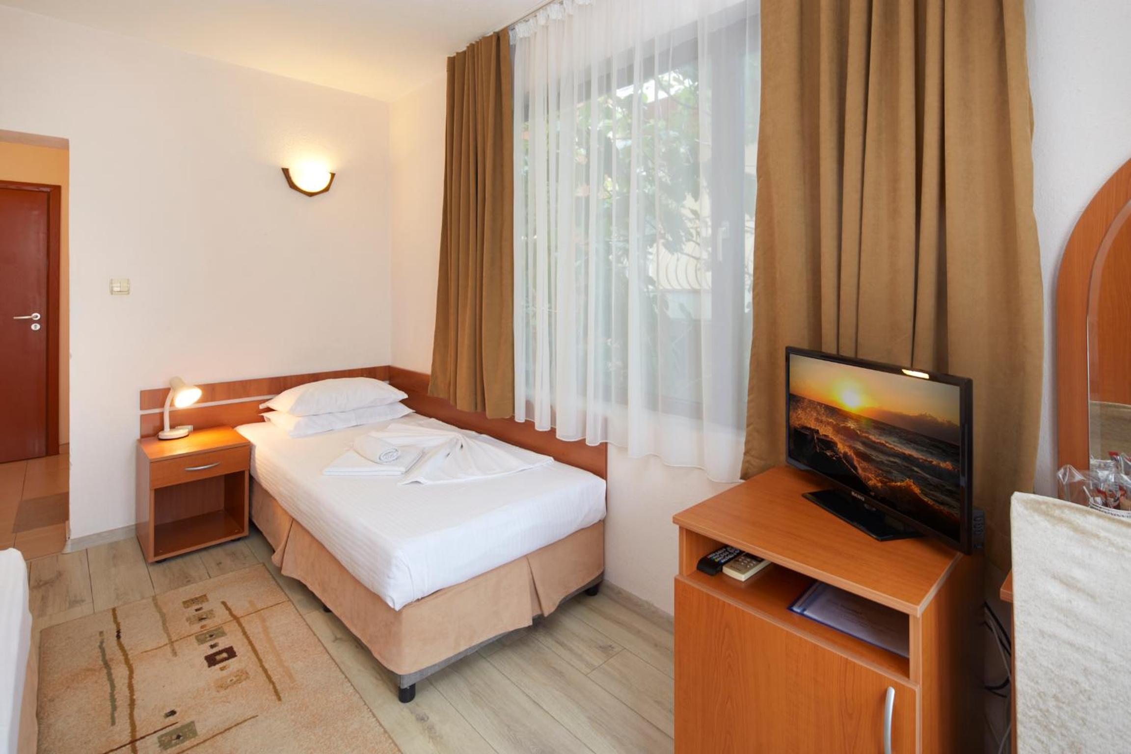 Nirvana Guest House