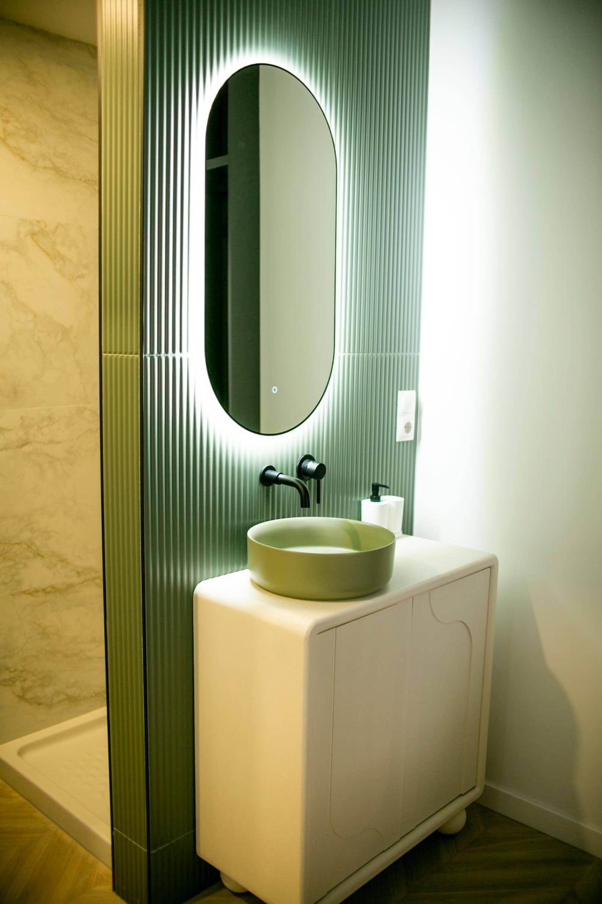 Casa Lyrata Comfort & Design