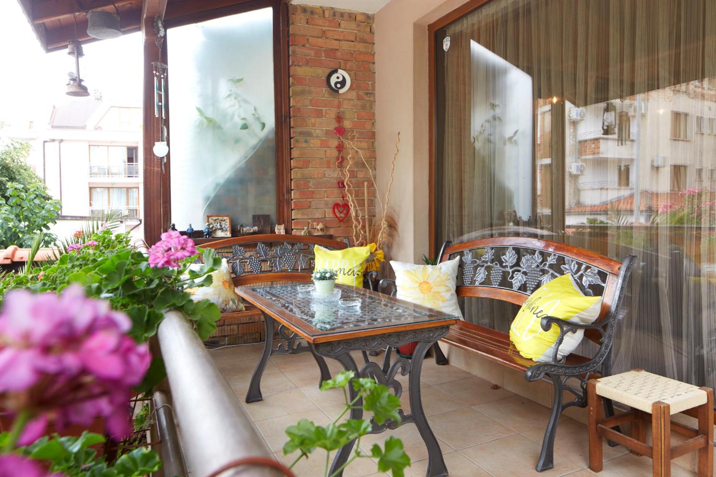 Nirvana Guest House
