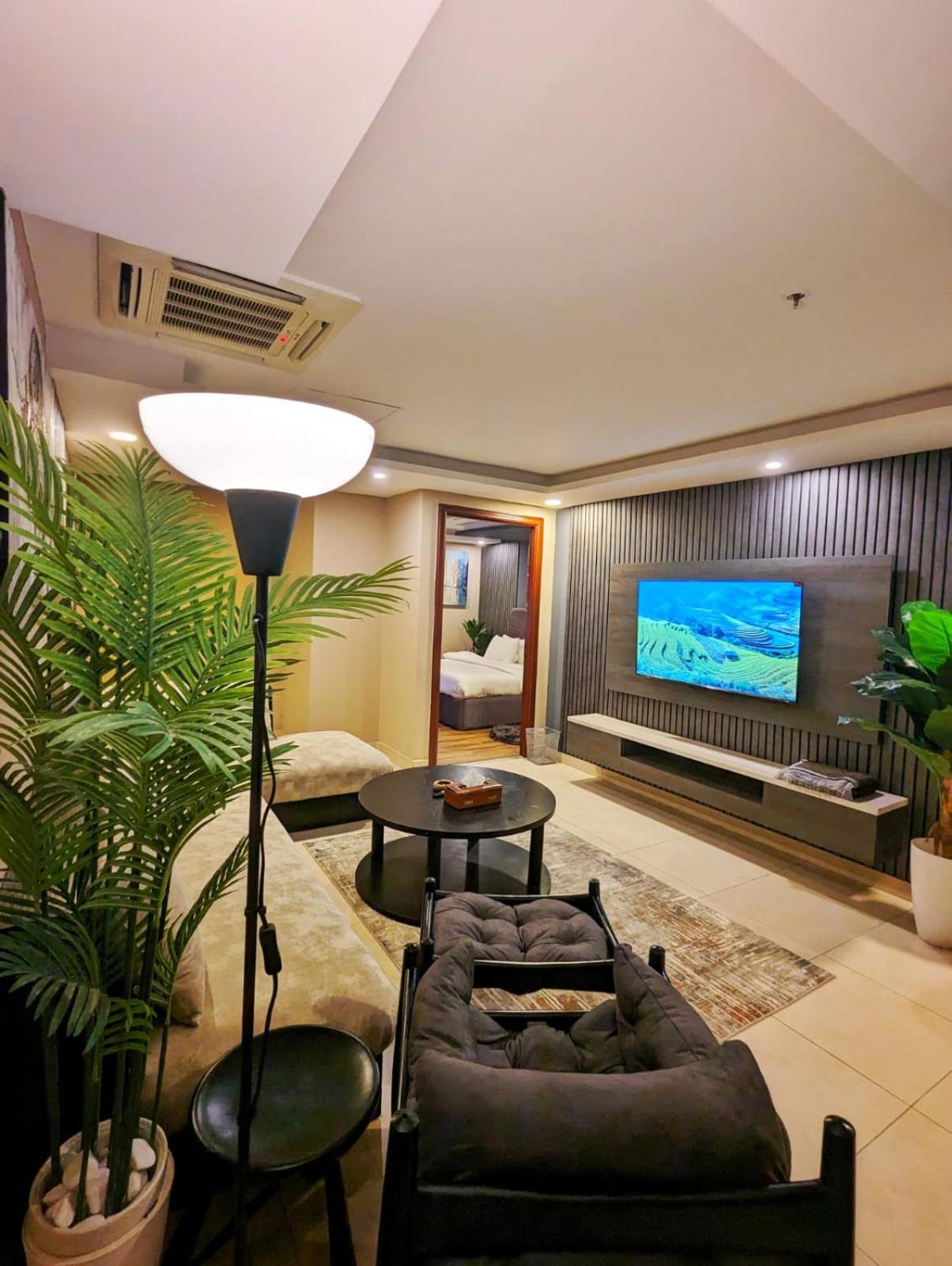 Premium Signature Luxury Penta Square Apartments DHA Phase 5 Lahore view 2