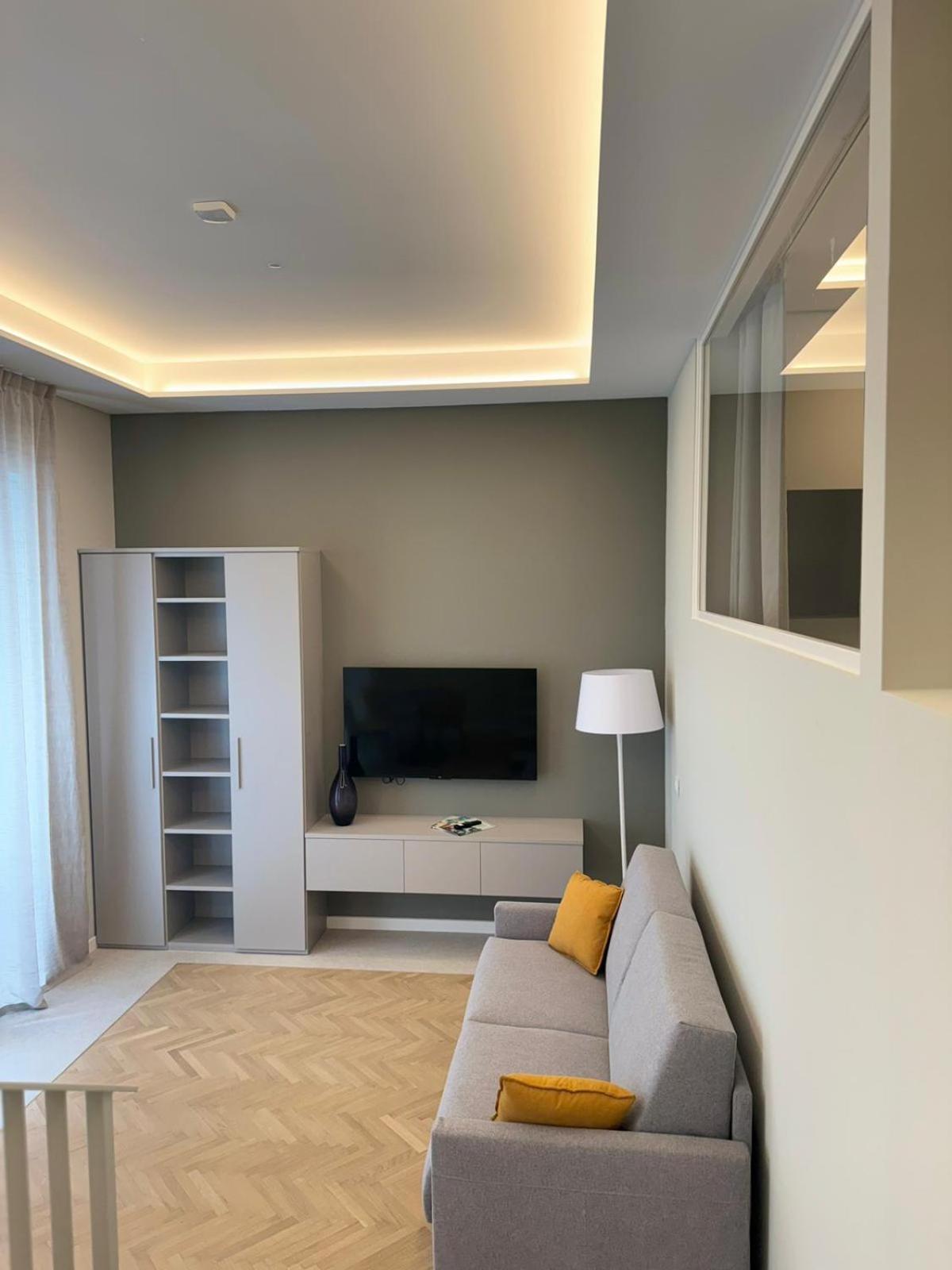 HOMEY I Teatro Romano Apartments