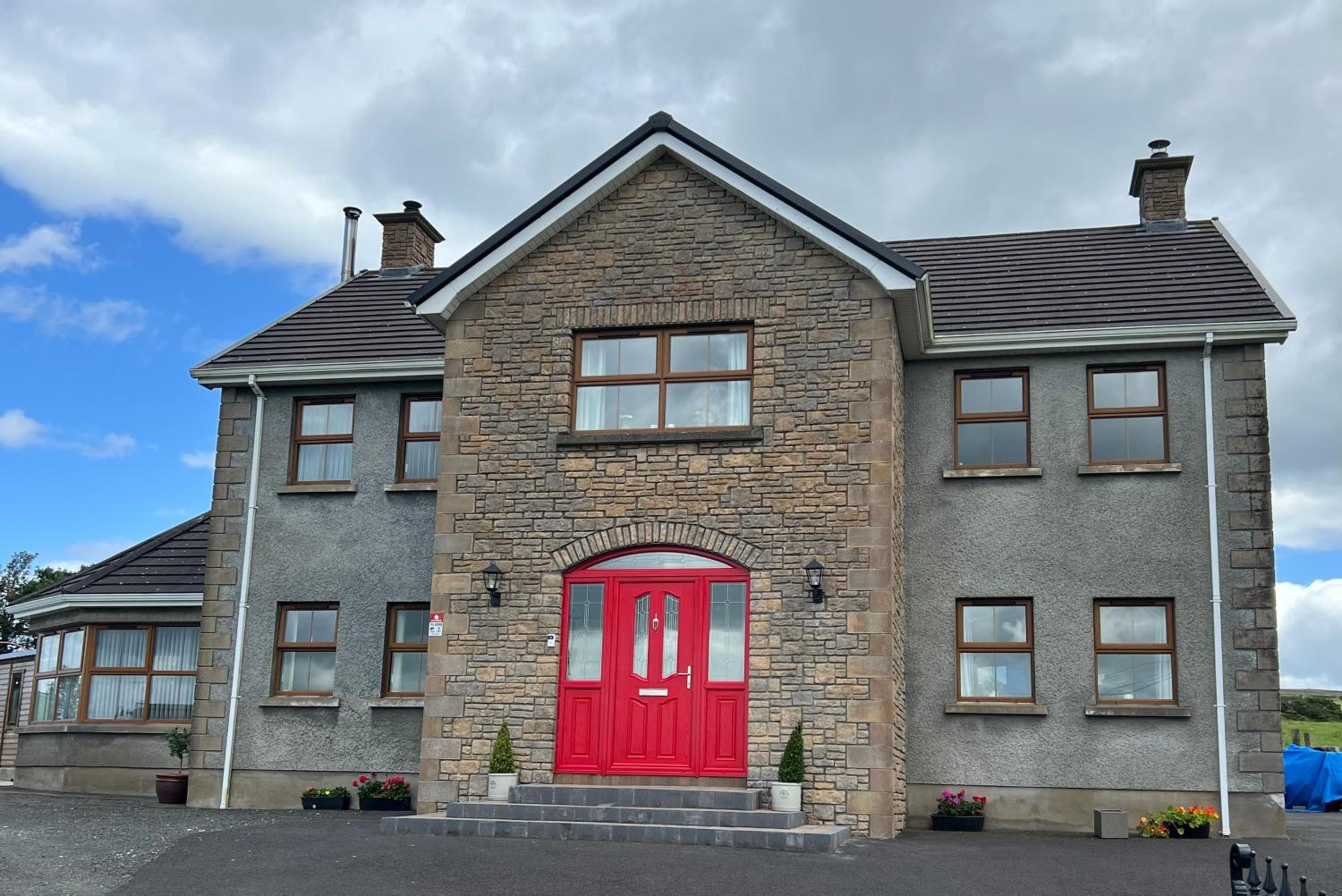 Hotel Altarichard Lodge - Image 1