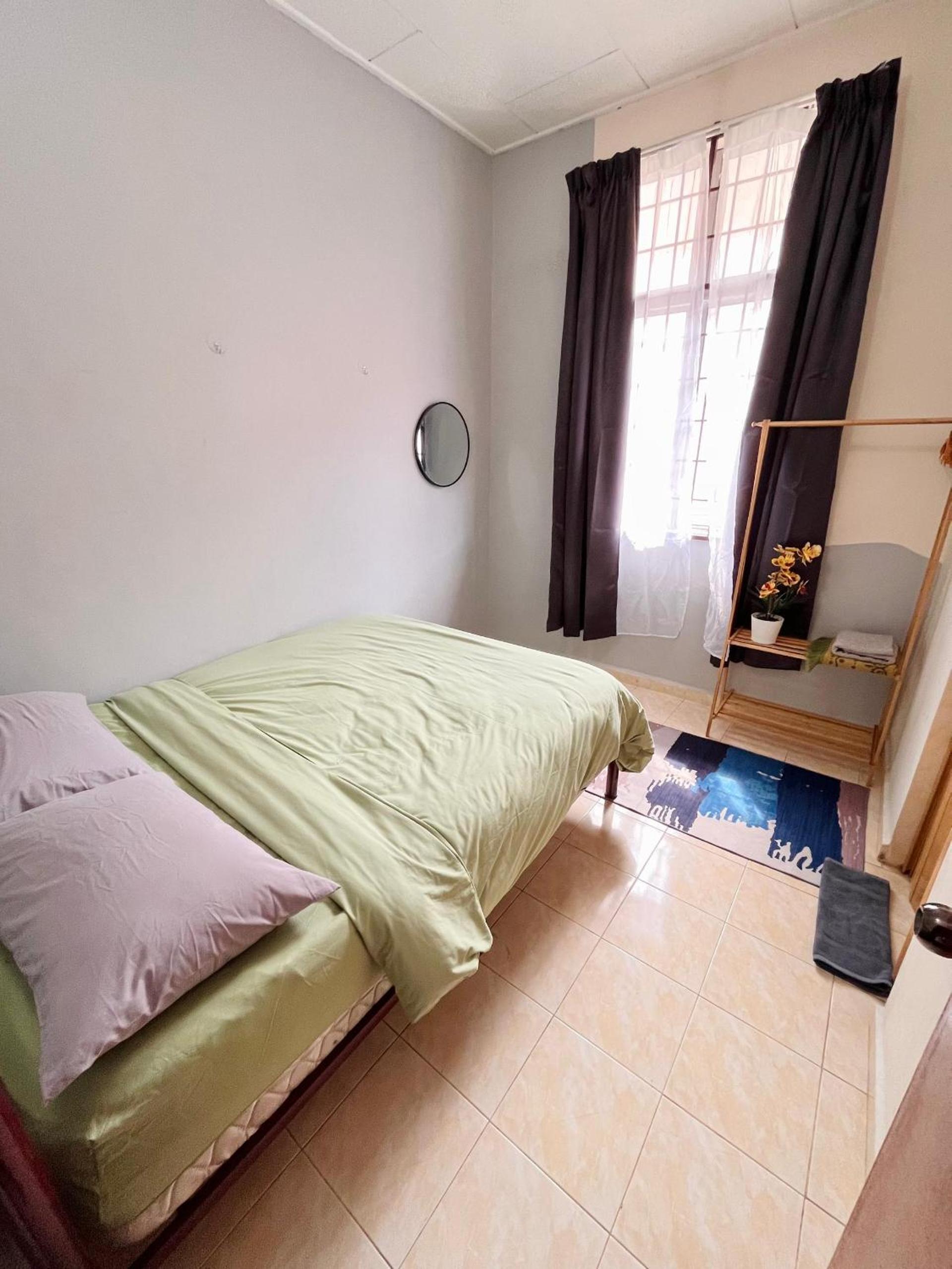 Homestay AD2 Kubang Kerian dengan 3 Bilik Tidur photo 3