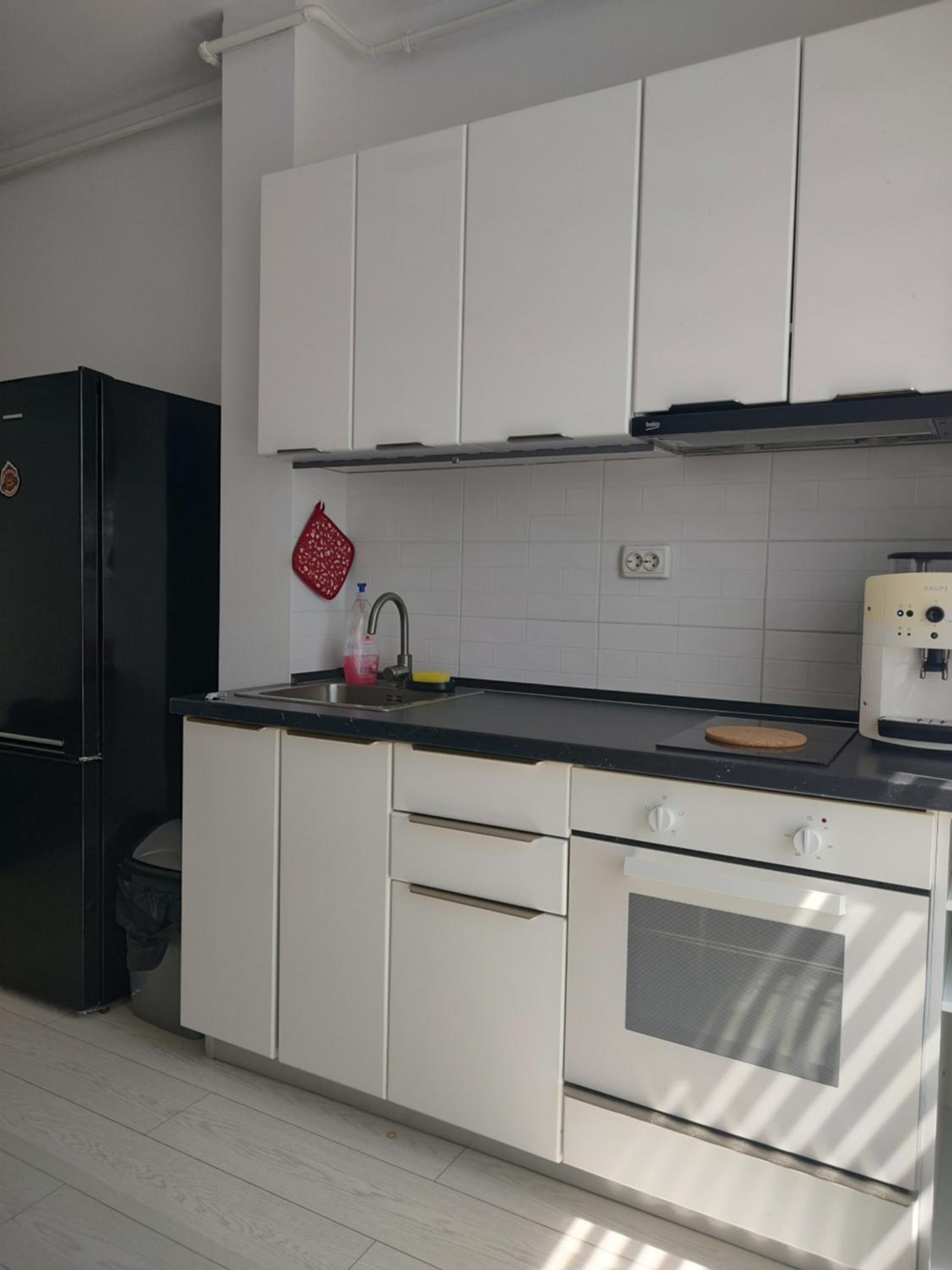 Luxury Modern Free Parking Air Conditioning Netflix Superb Bright View Balcony Self Check in Militari view 5
