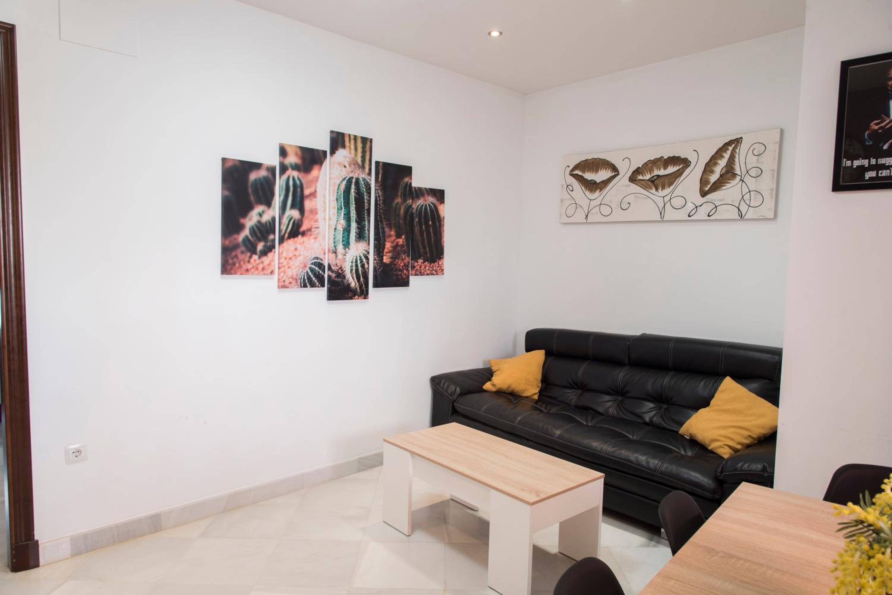 NightInSevilla Bailen free parking
