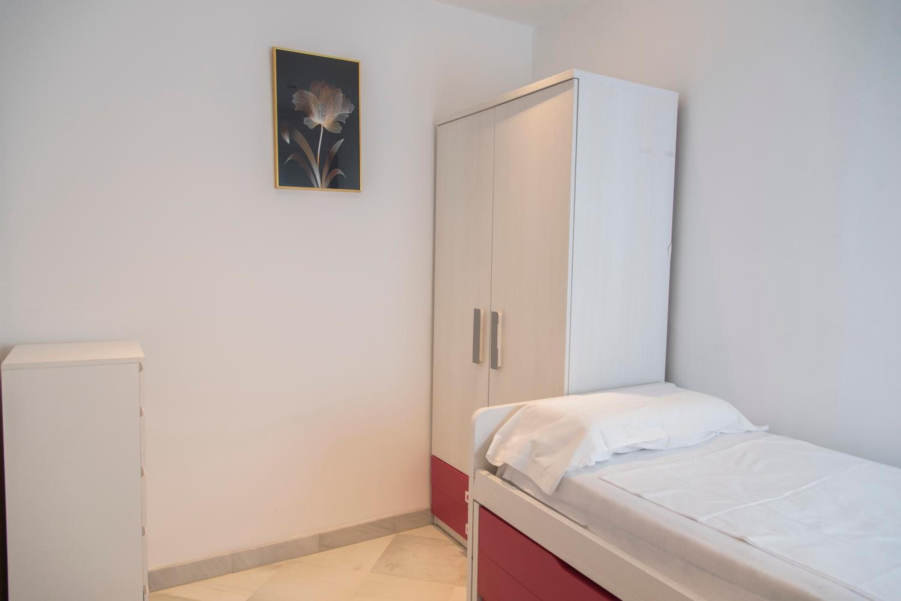 NightInSevilla Bailen free parking