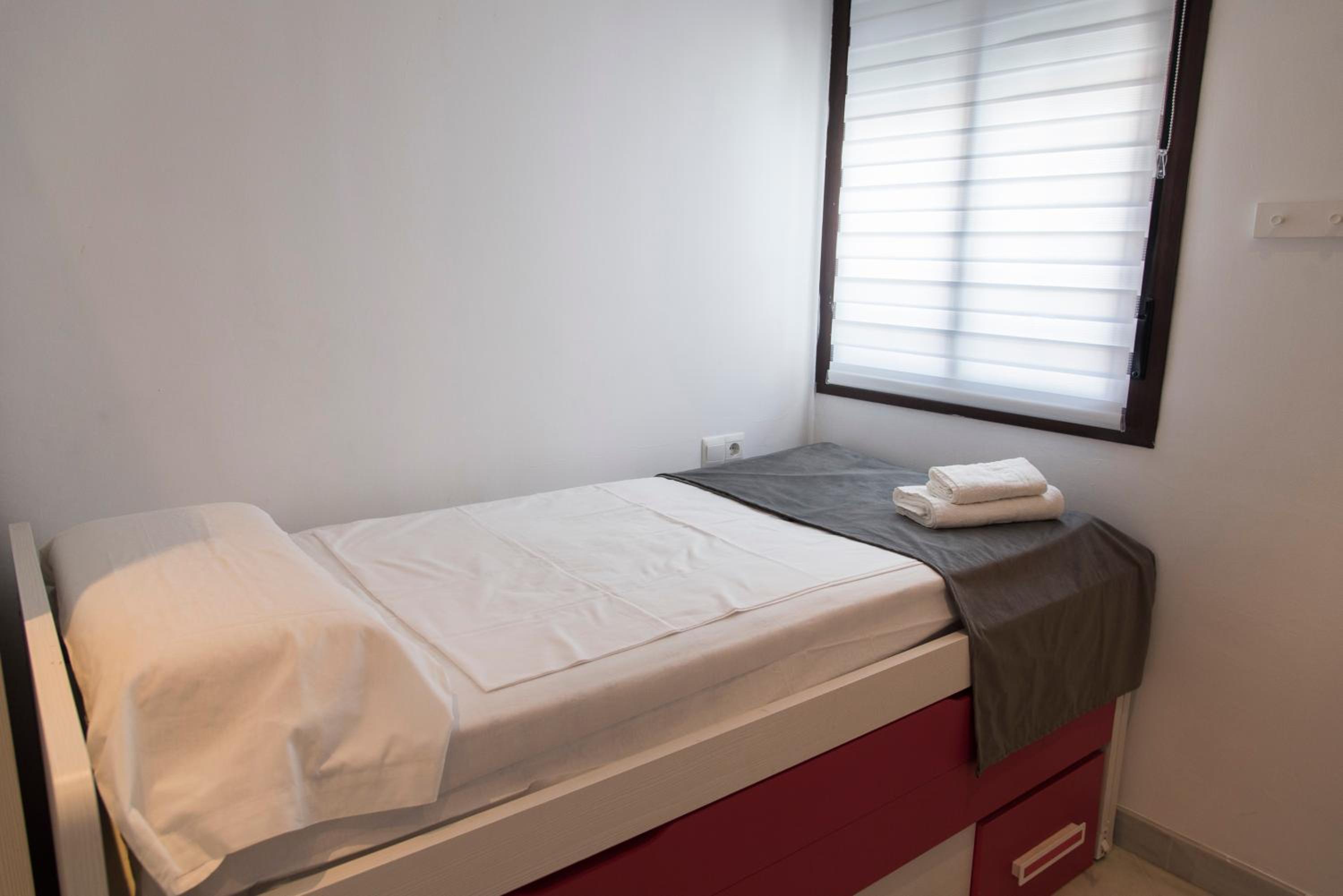 NightInSevilla Bailen free parking