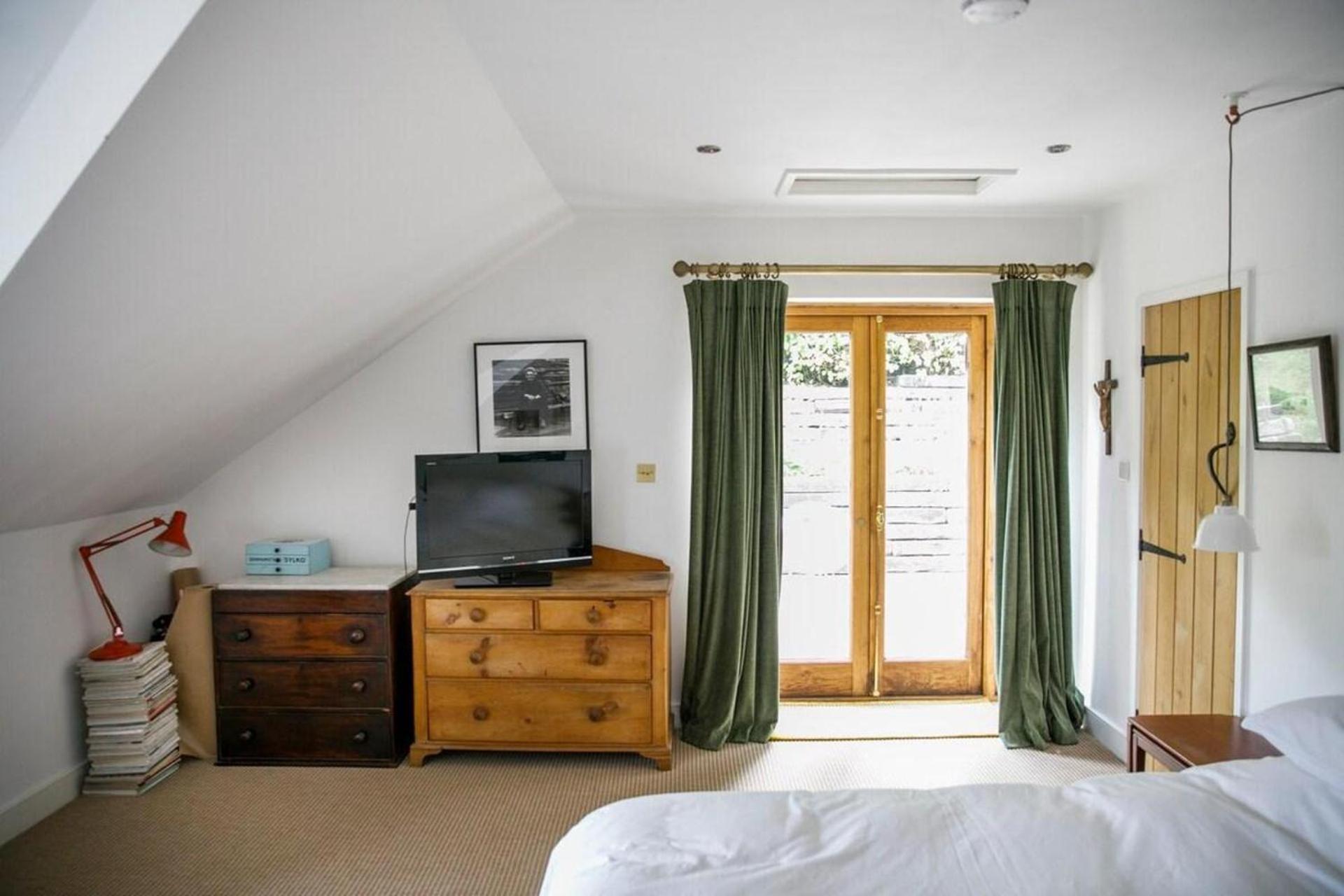 Cotswolds AoNB Cottage- Modern Renovation- Sleeps8