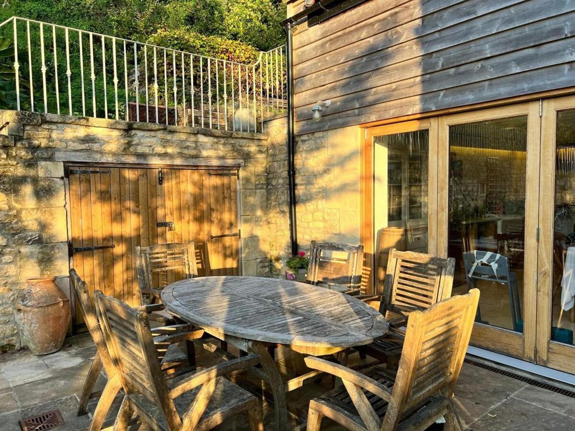Cotswolds AoNB Cottage- Modern Renovation- Sleeps8