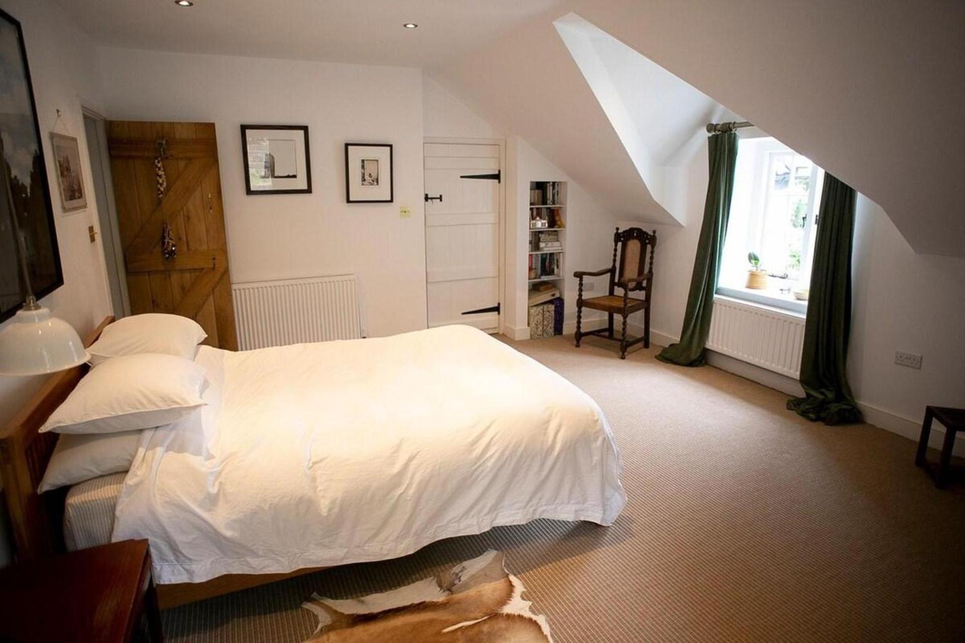 Cotswolds AoNB Cottage- Modern Renovation- Sleeps8