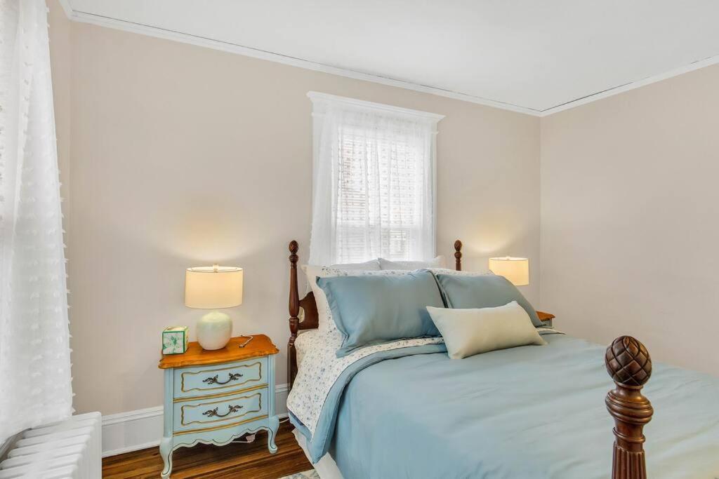 Classic West Hartford Center Apartment