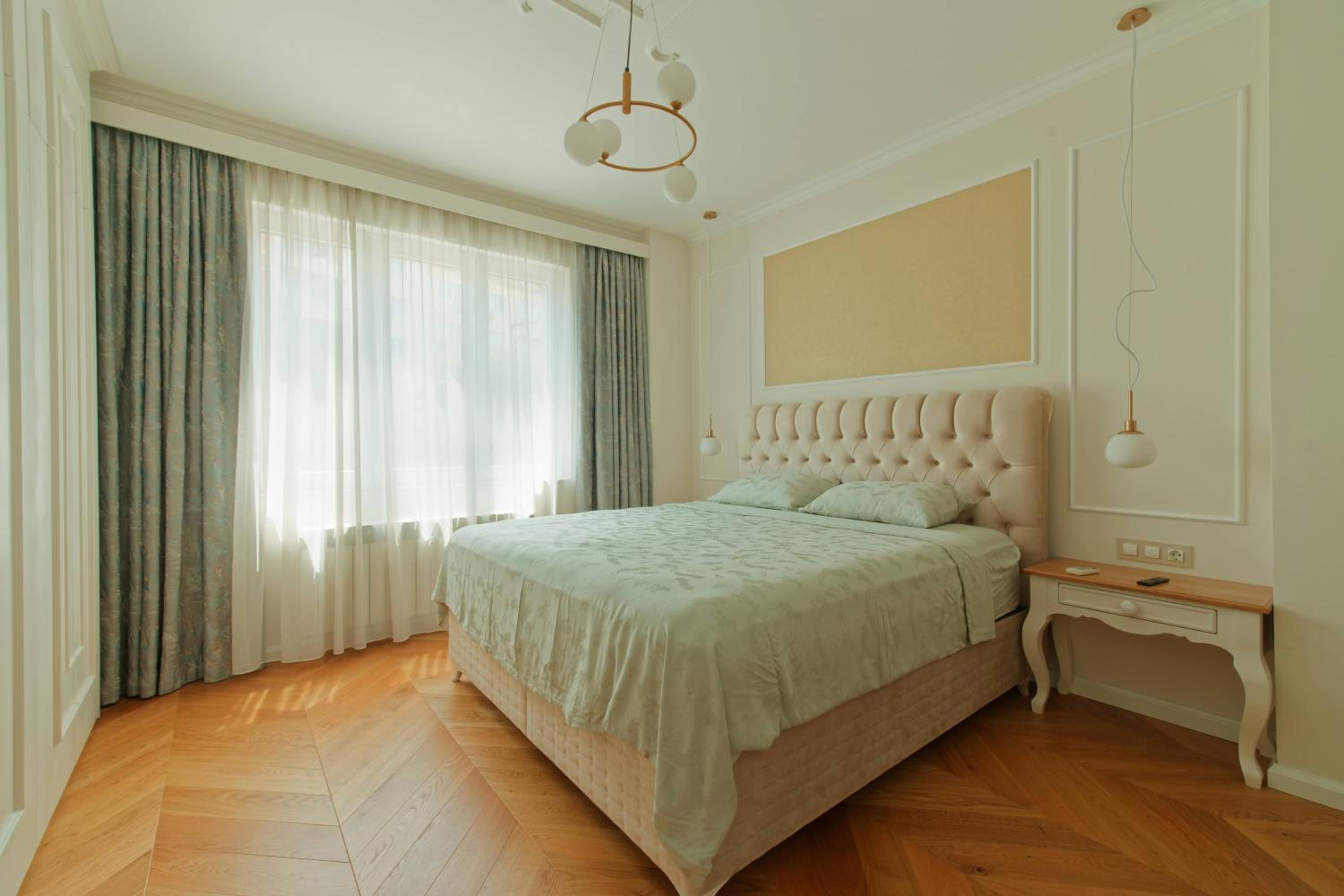 Brand New Luxury Apt, Supreme Location, NDK