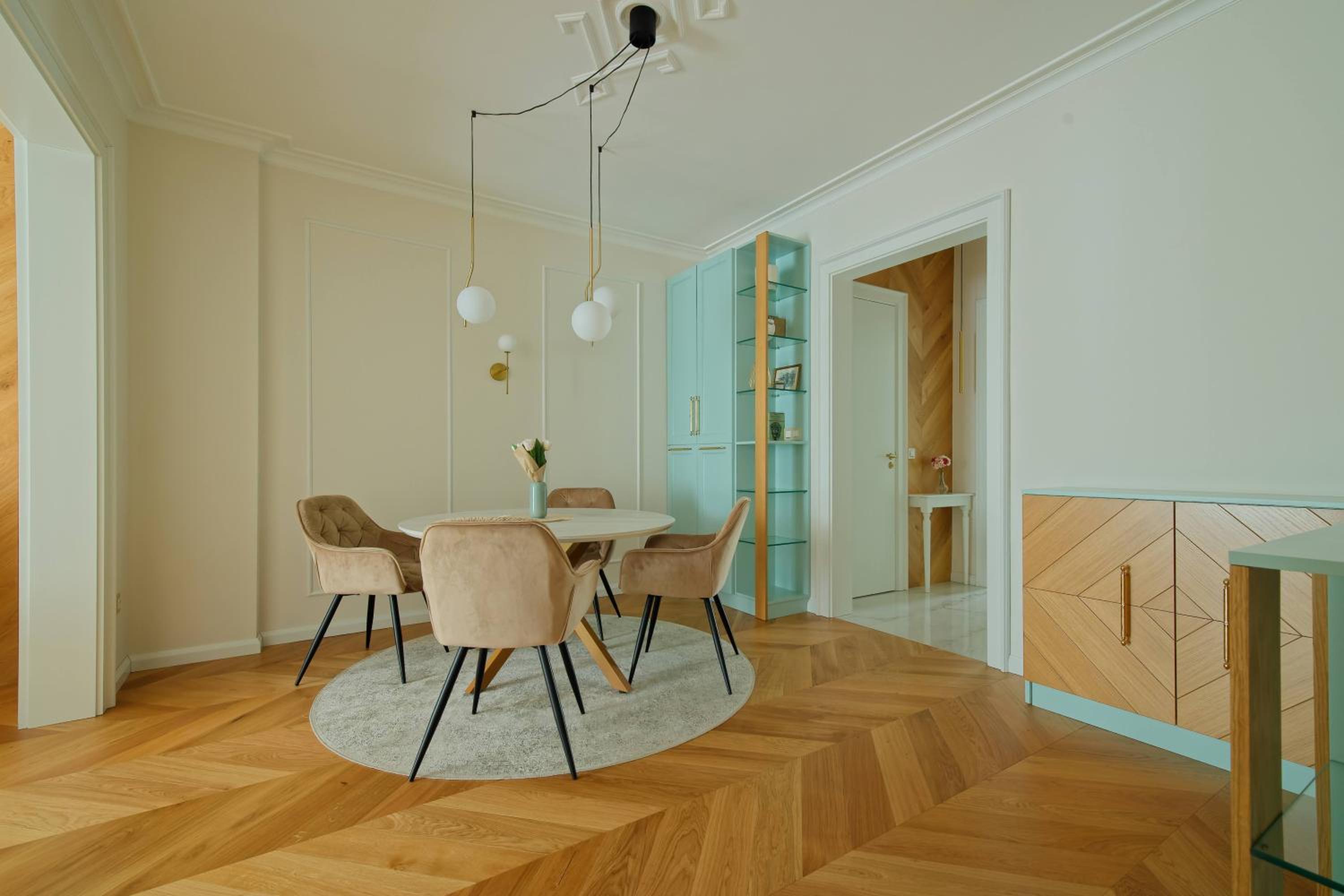 Brand New Luxury Apt, Supreme Location, NDK