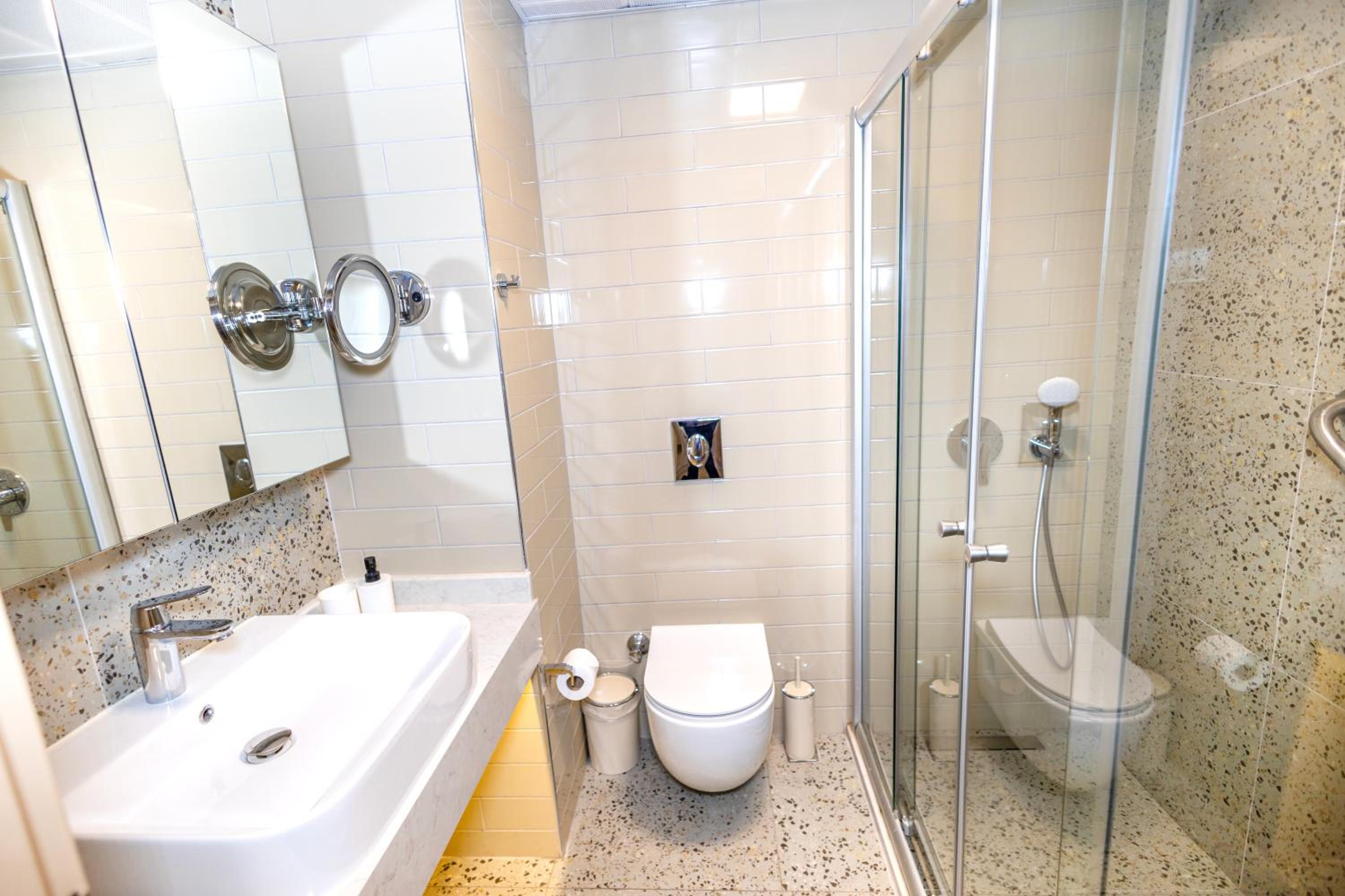 My Home Apart - Image 41