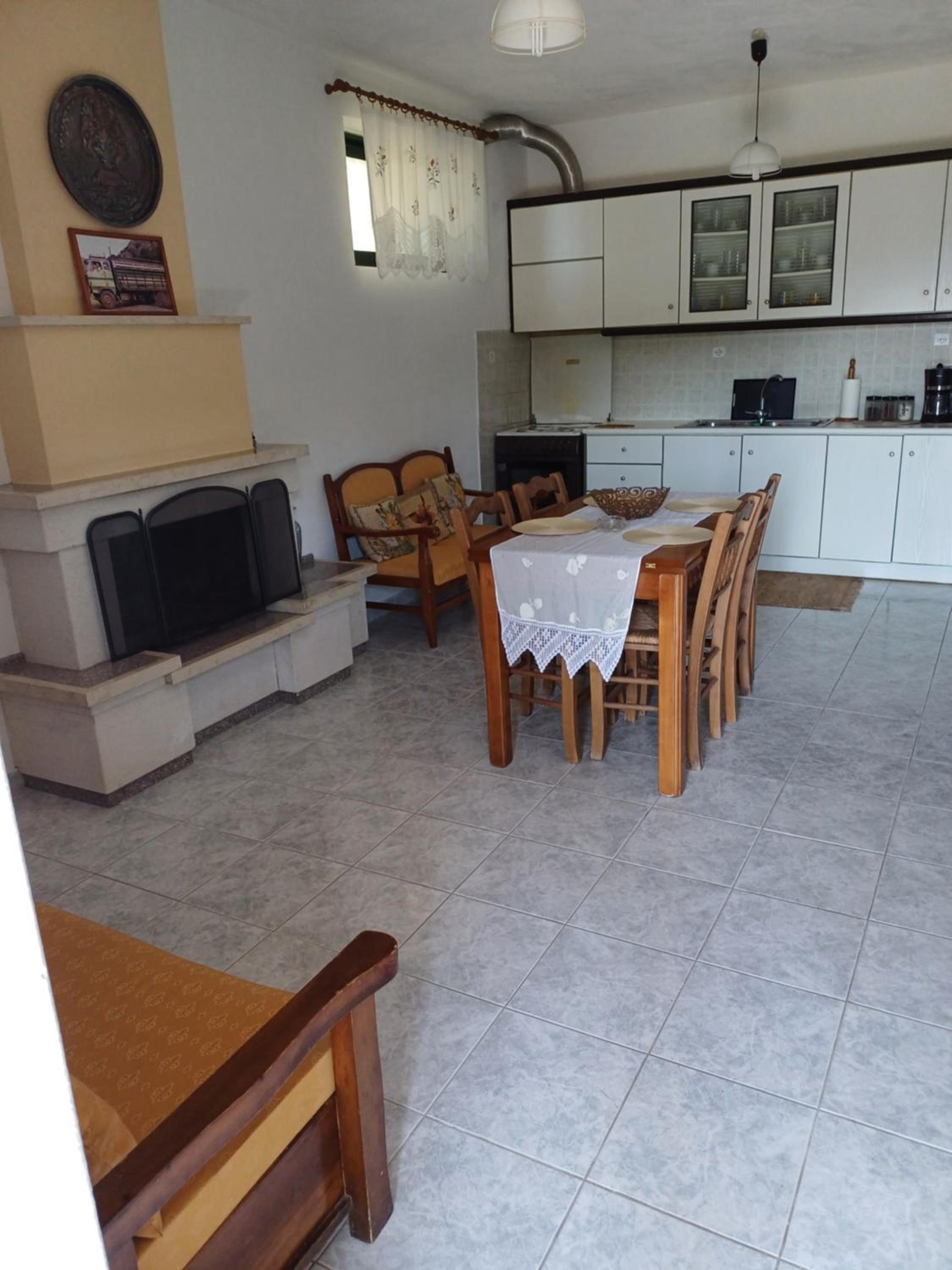 Dimitris House