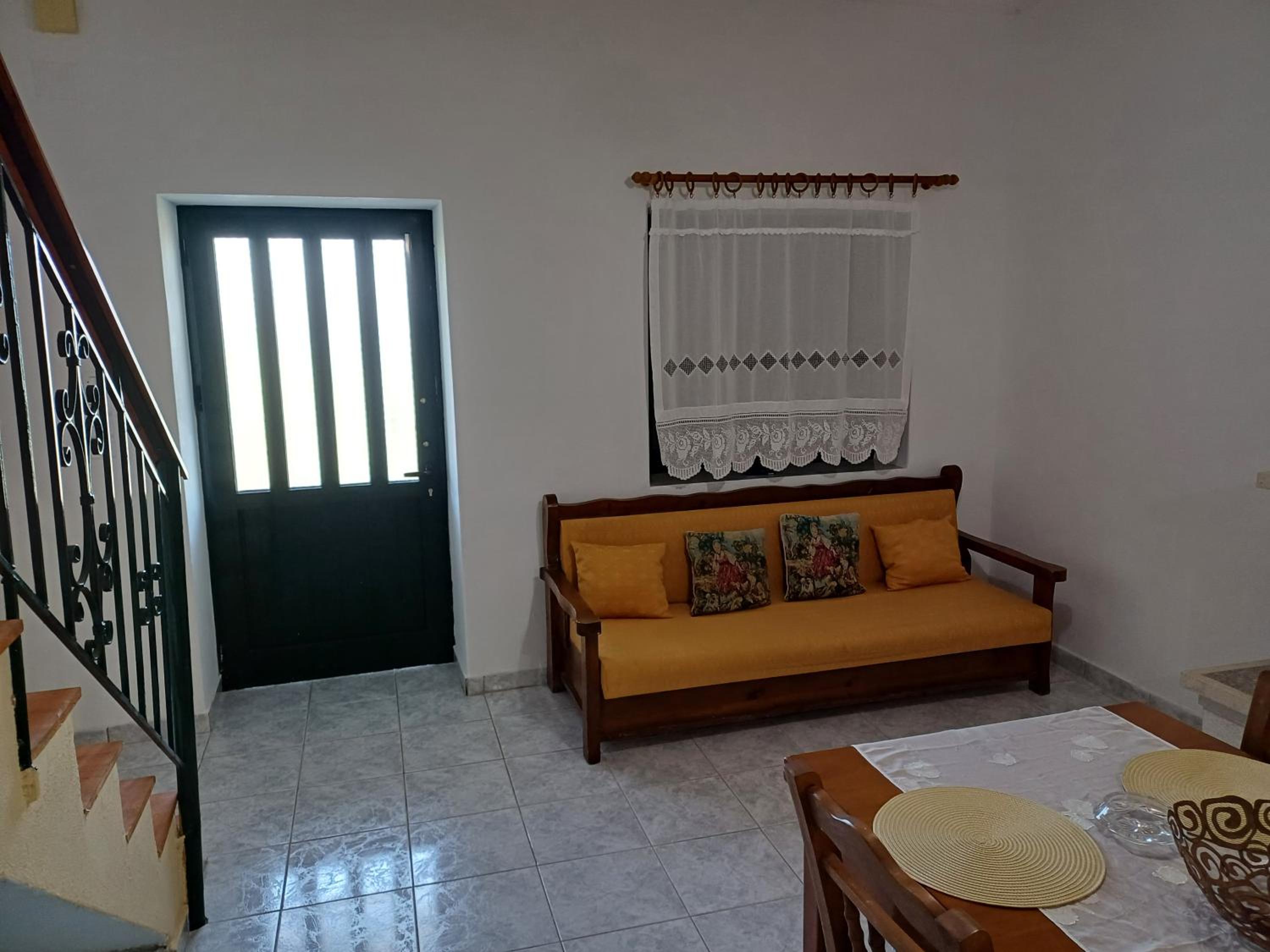 Dimitris House