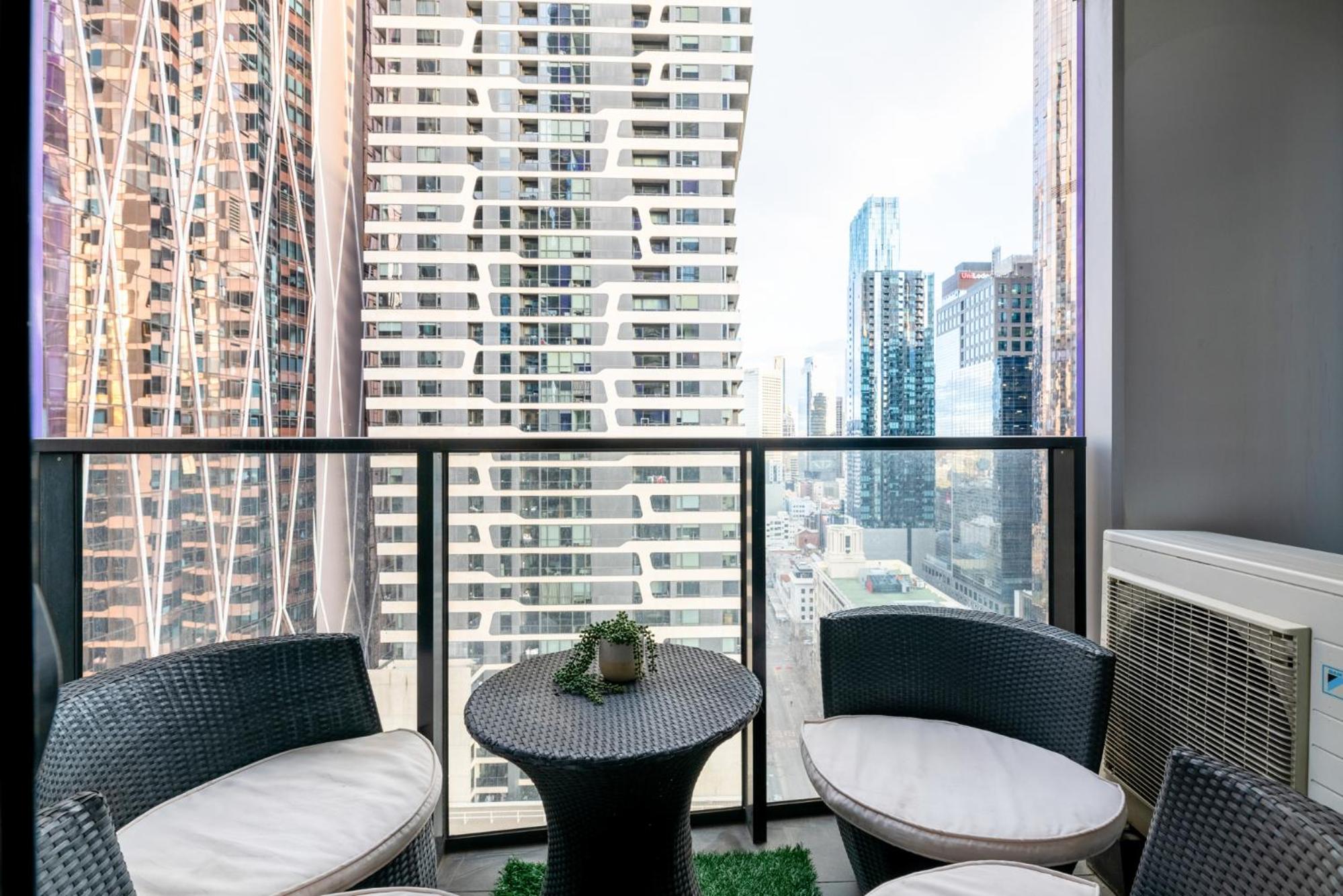 Mega Style Apartments Light House