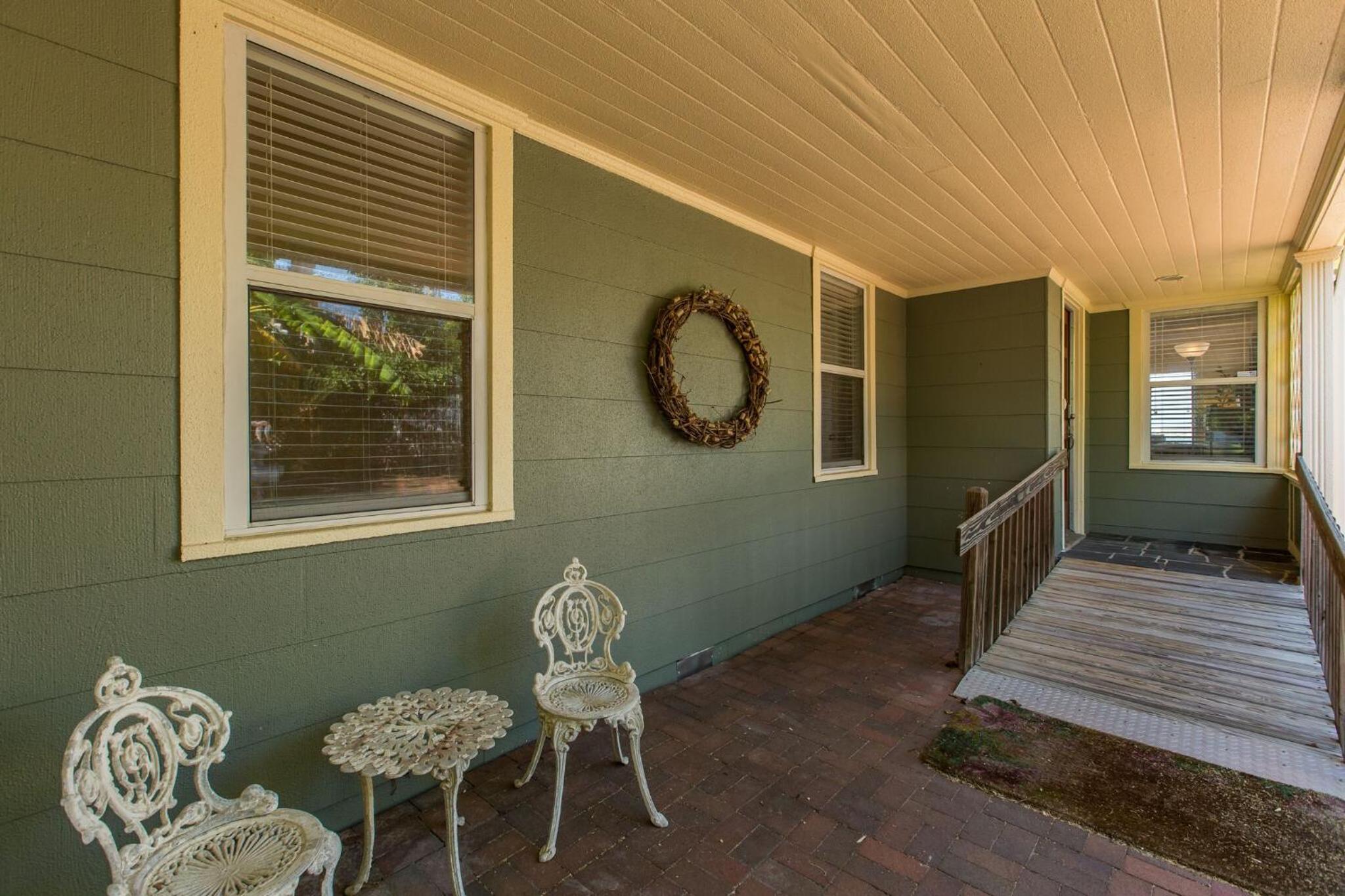 Treasured Times Beach House - Waterfront Rental - Monthly view 3