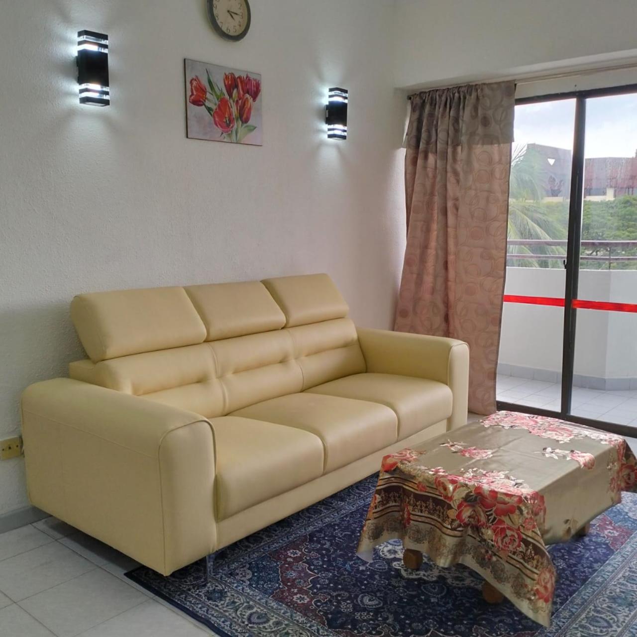 De'Sri Sayang Homestay photo 1