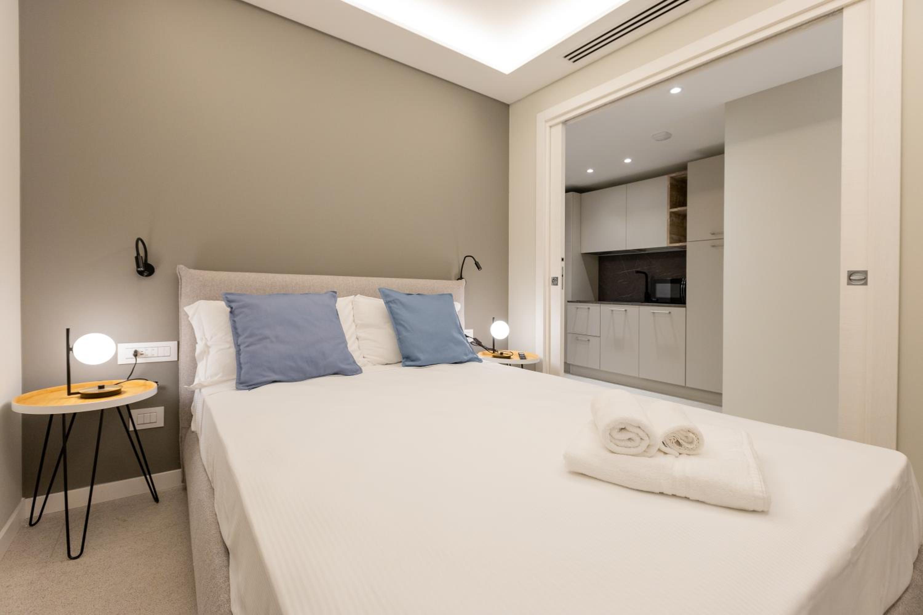 HOMEY I Teatro Romano Apartments