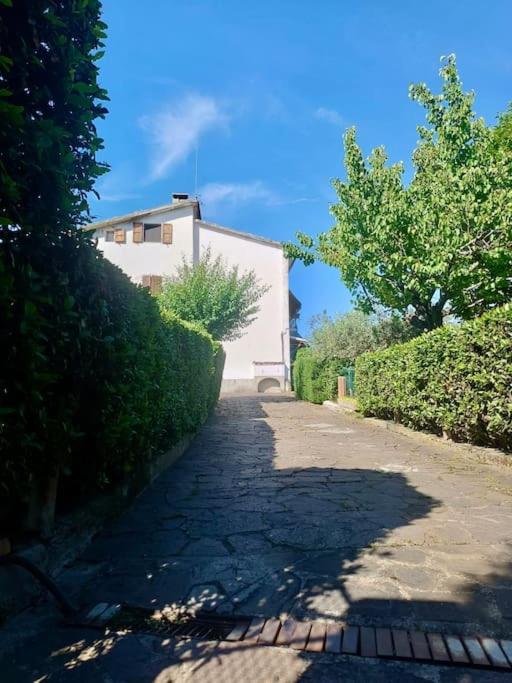 Chianti LOFT Garden free parking to San Gimignano view 2