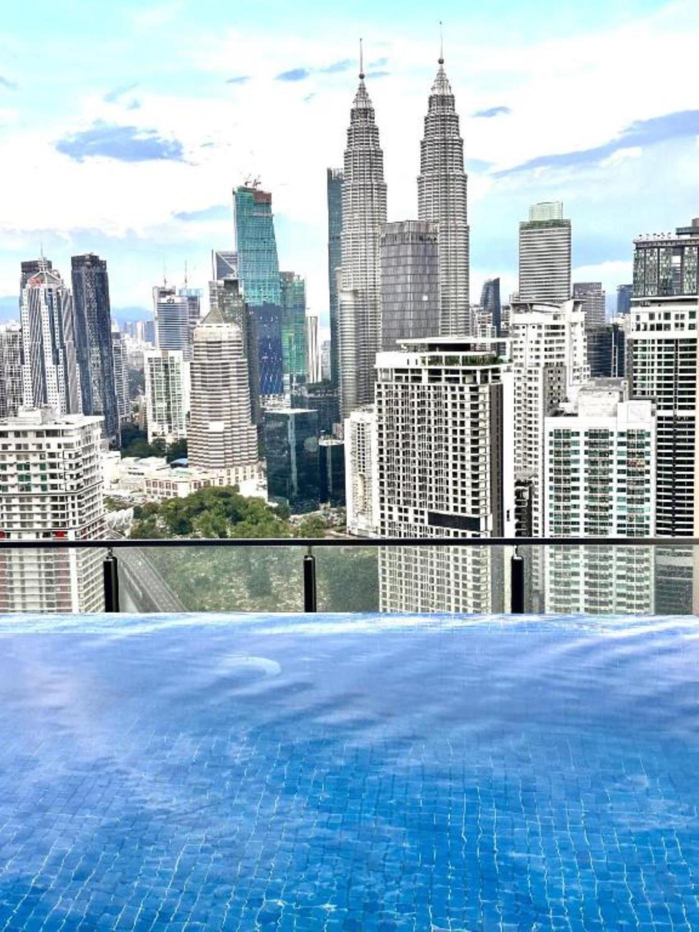 The Luxe Suites KLCC by Cozy Stay