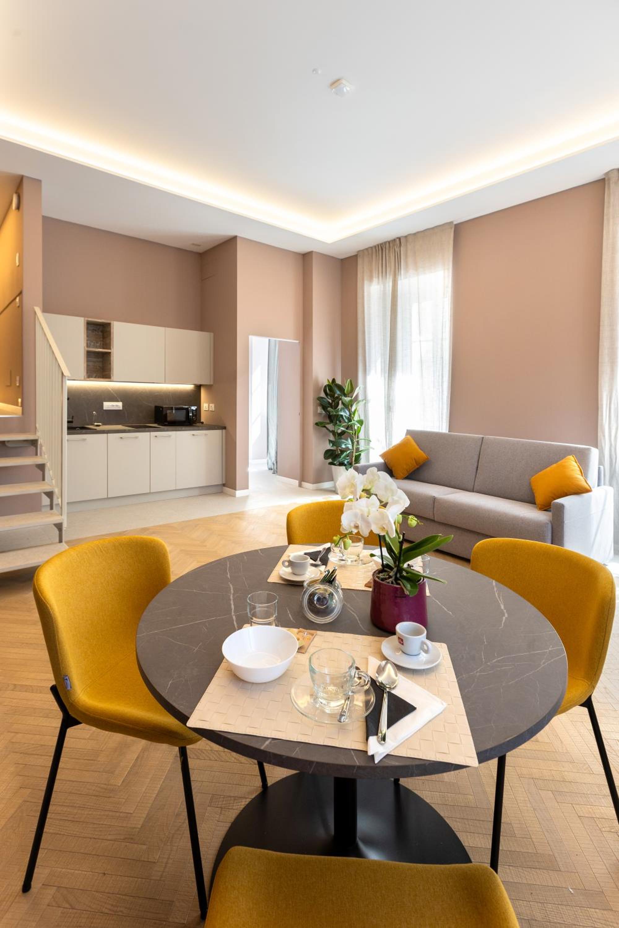 HOMEY I Teatro Romano Apartments