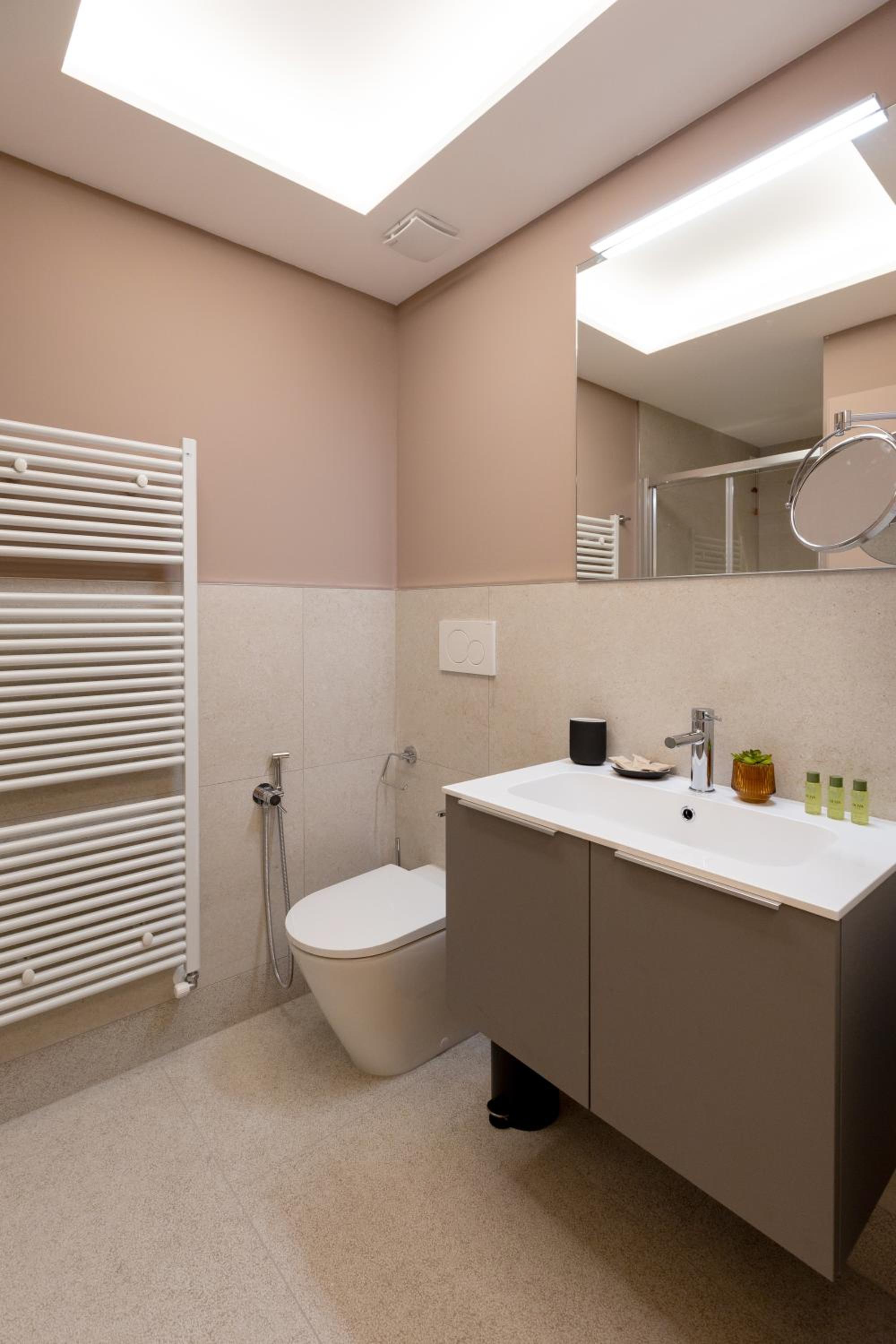 HOMEY I Teatro Romano Apartments