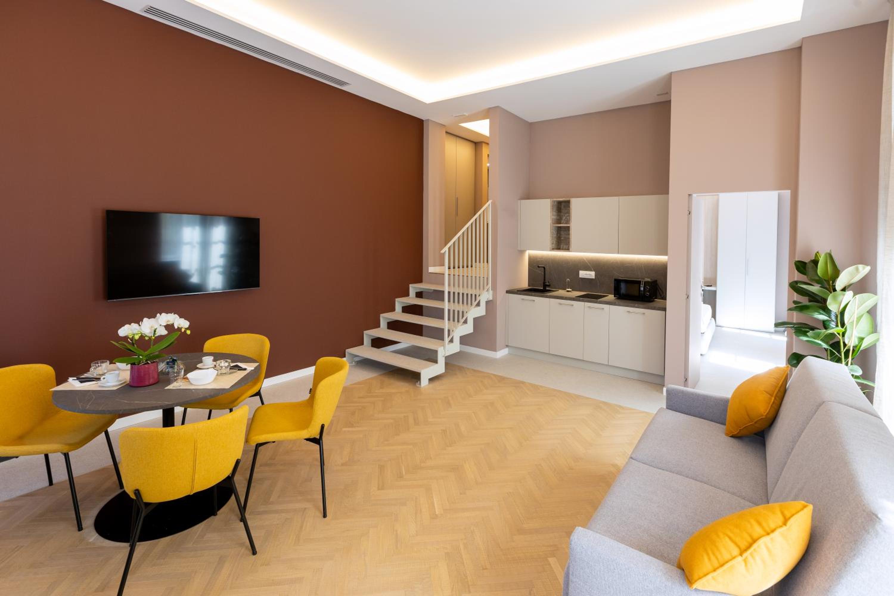 HOMEY I Teatro Romano Apartments