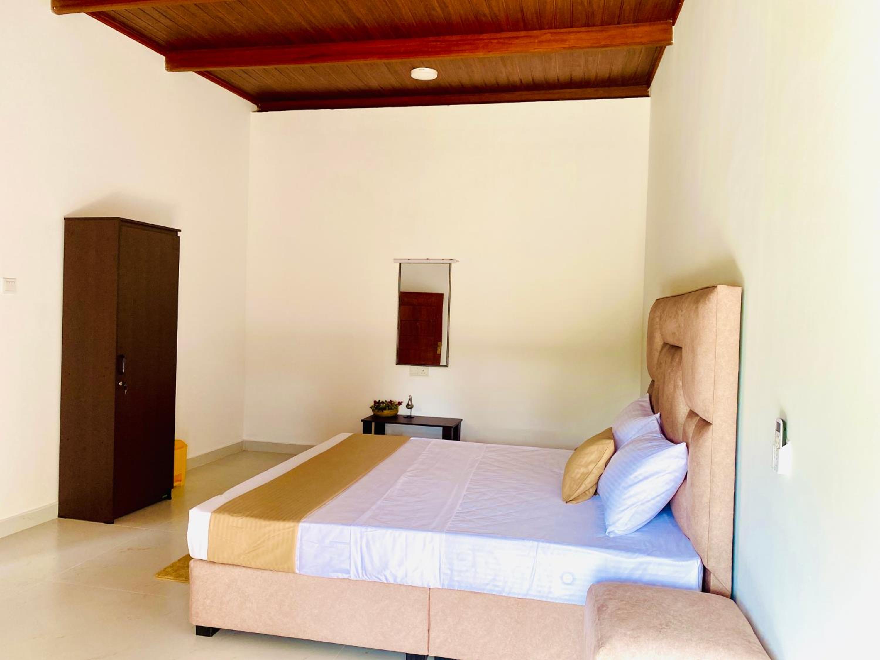 Dews Villa