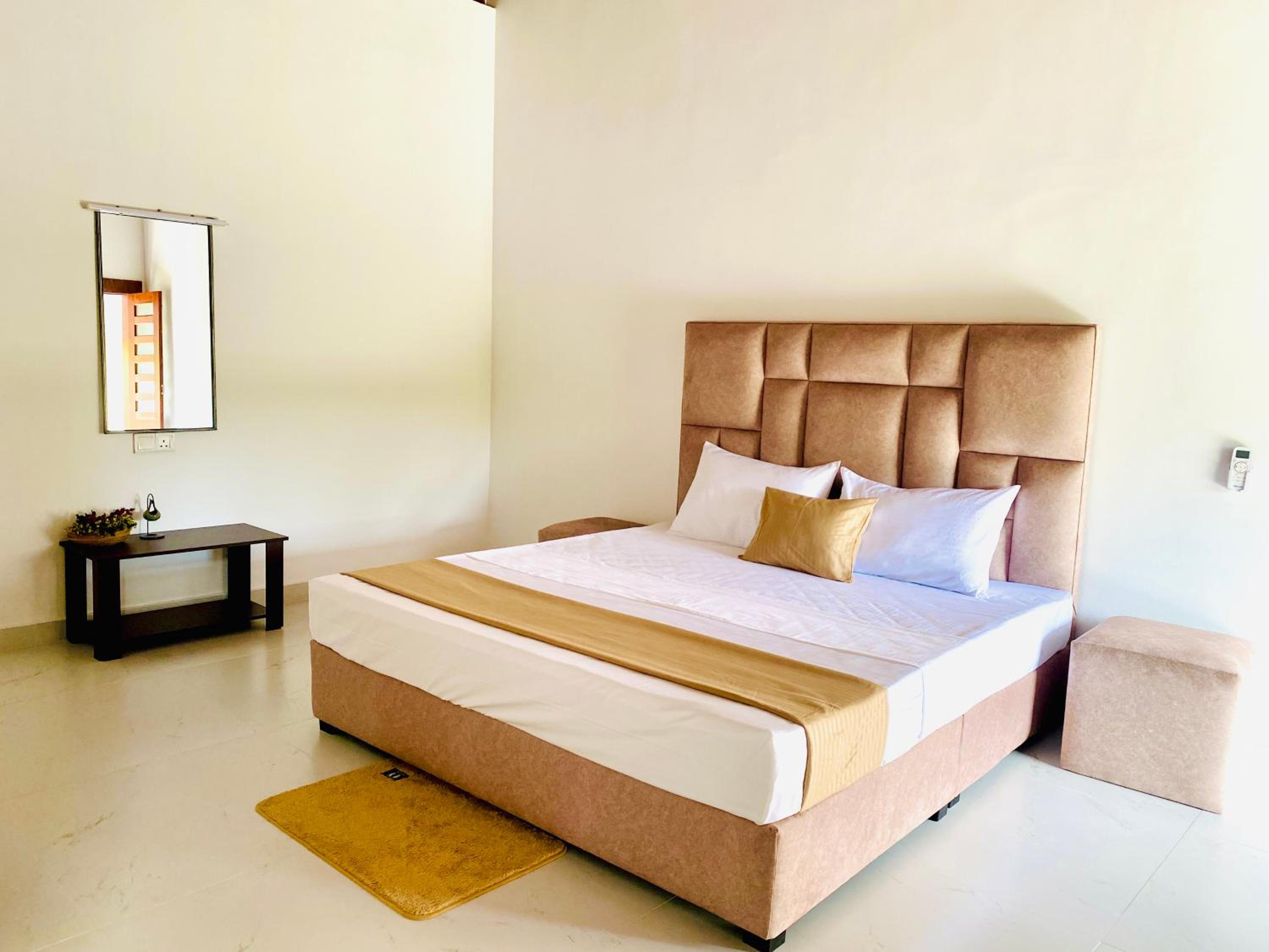 Dews Villa