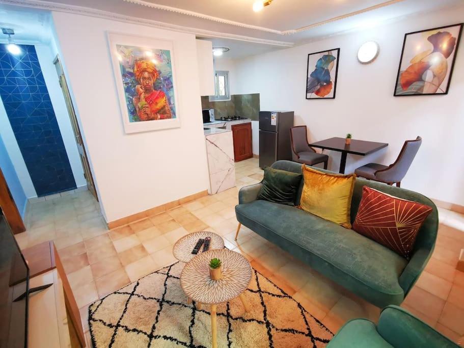 NINJA HOUSE Studio chic Le Turquois Doré