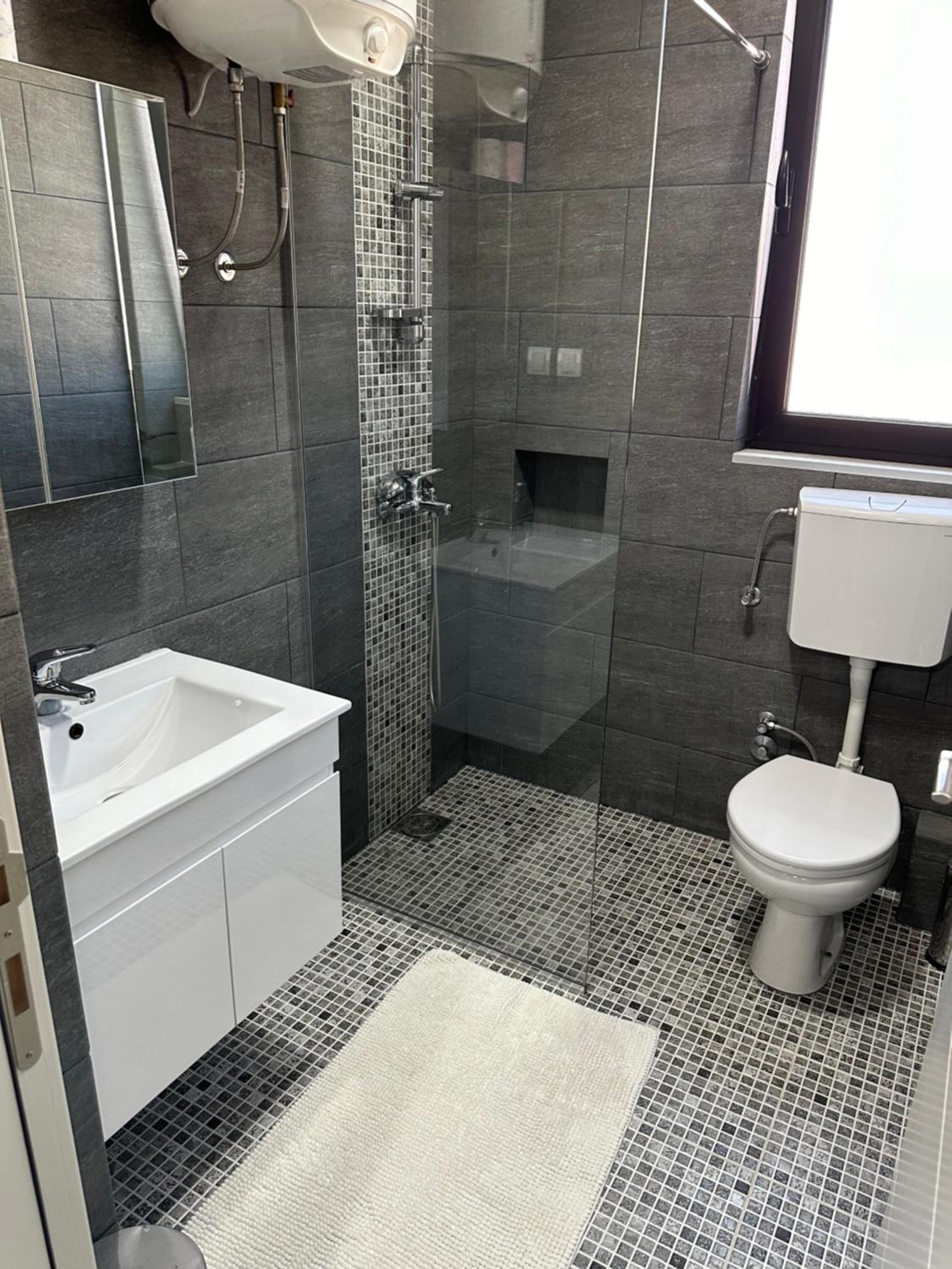 L&A Luxury Apartments view 2